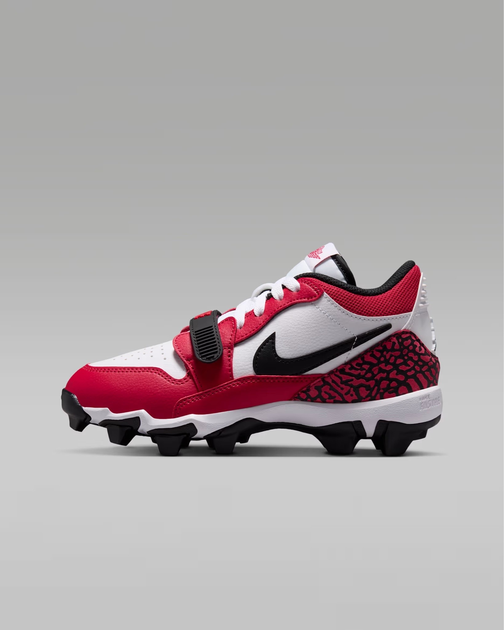 Youth Nike baseball cleats
