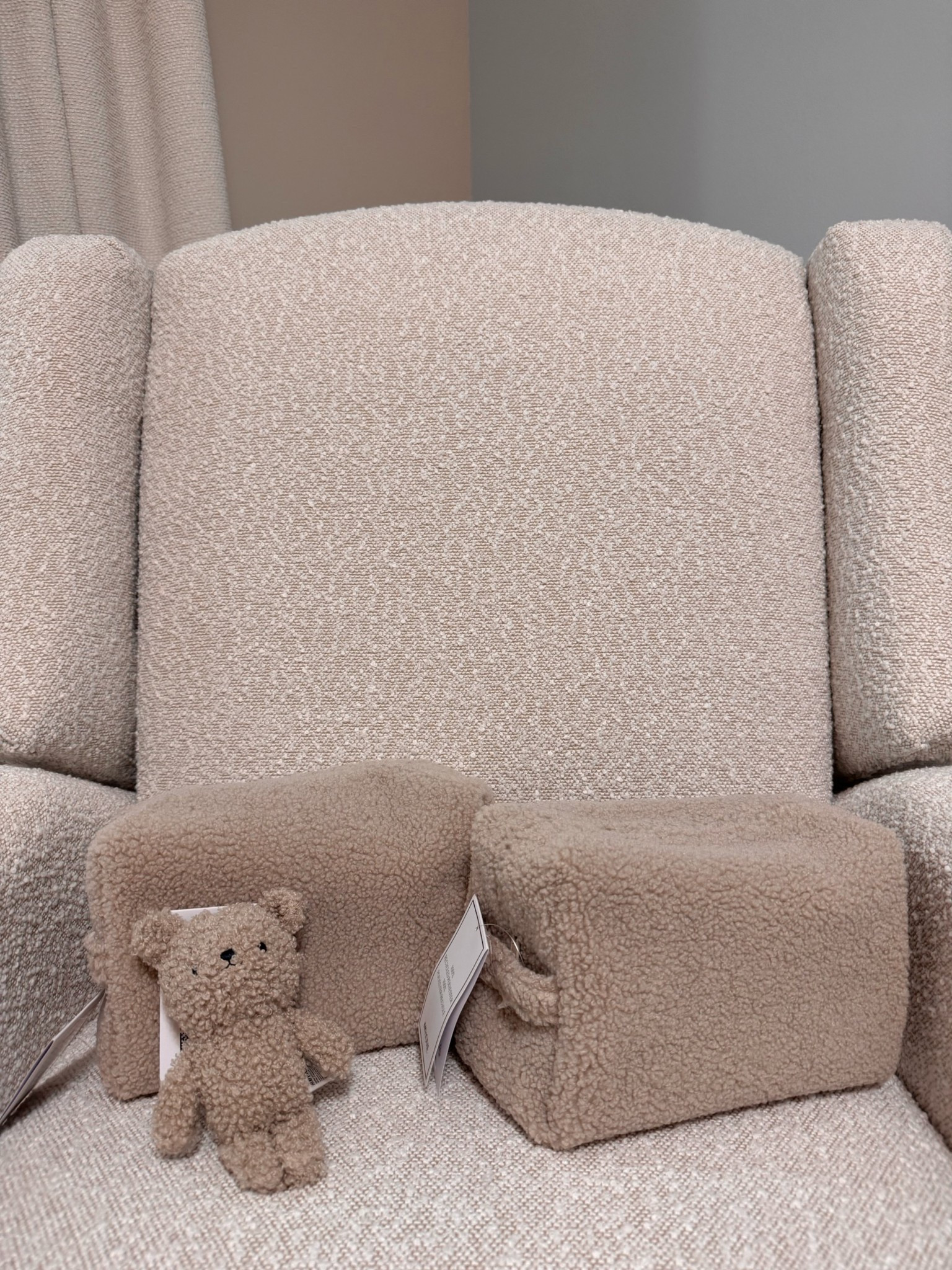 Baby Boy H&M Haul
#babyboy #babyboyhaul #babyitems #babyaccessories #teddybear #teddybeartheme #newbornclothing #babyboyclothing 