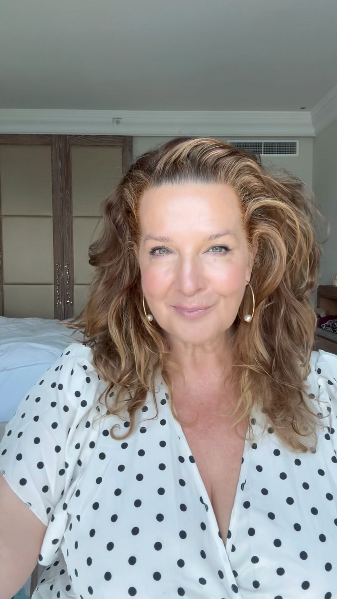 40 + GLOW MAKE-UP 
diese Peodukte habe ich benutzt 👇🏼

#LTKdeutschland #LTKbeauty #LTKü50