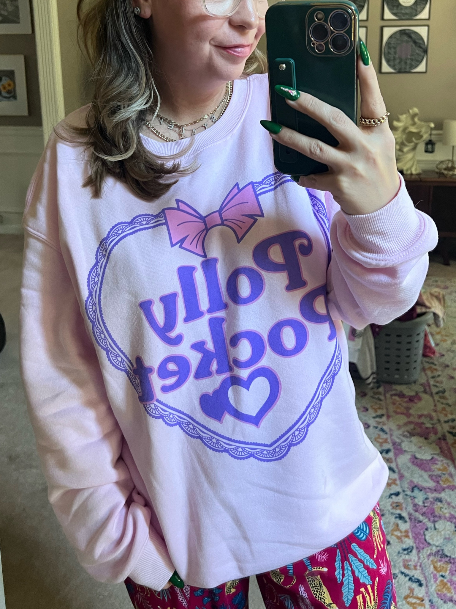 Ok this is the cutest sweatshirt! 
Relaxed fit, wearing a large
$21.99

#LTKstyletip #LTKfindsunder50 #LTKGiftGuide