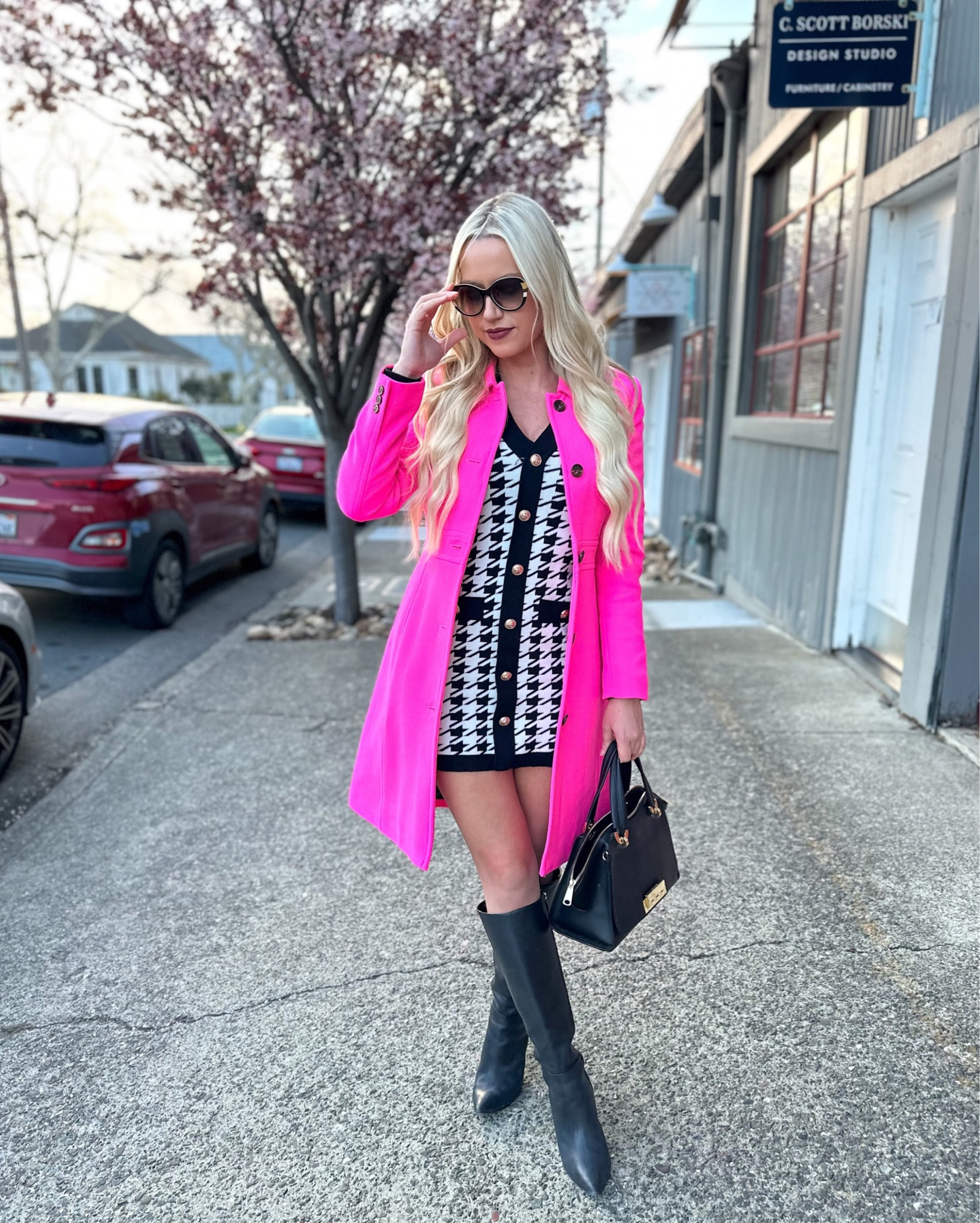 Bright coats make the best spring transition pieces 🌺🌷

Coat: Size 2
Dress: Small
Boots: 9.5

Preppy | Houndstooth | Colorful Coat | Wool Coat

#LTKSeasonal
