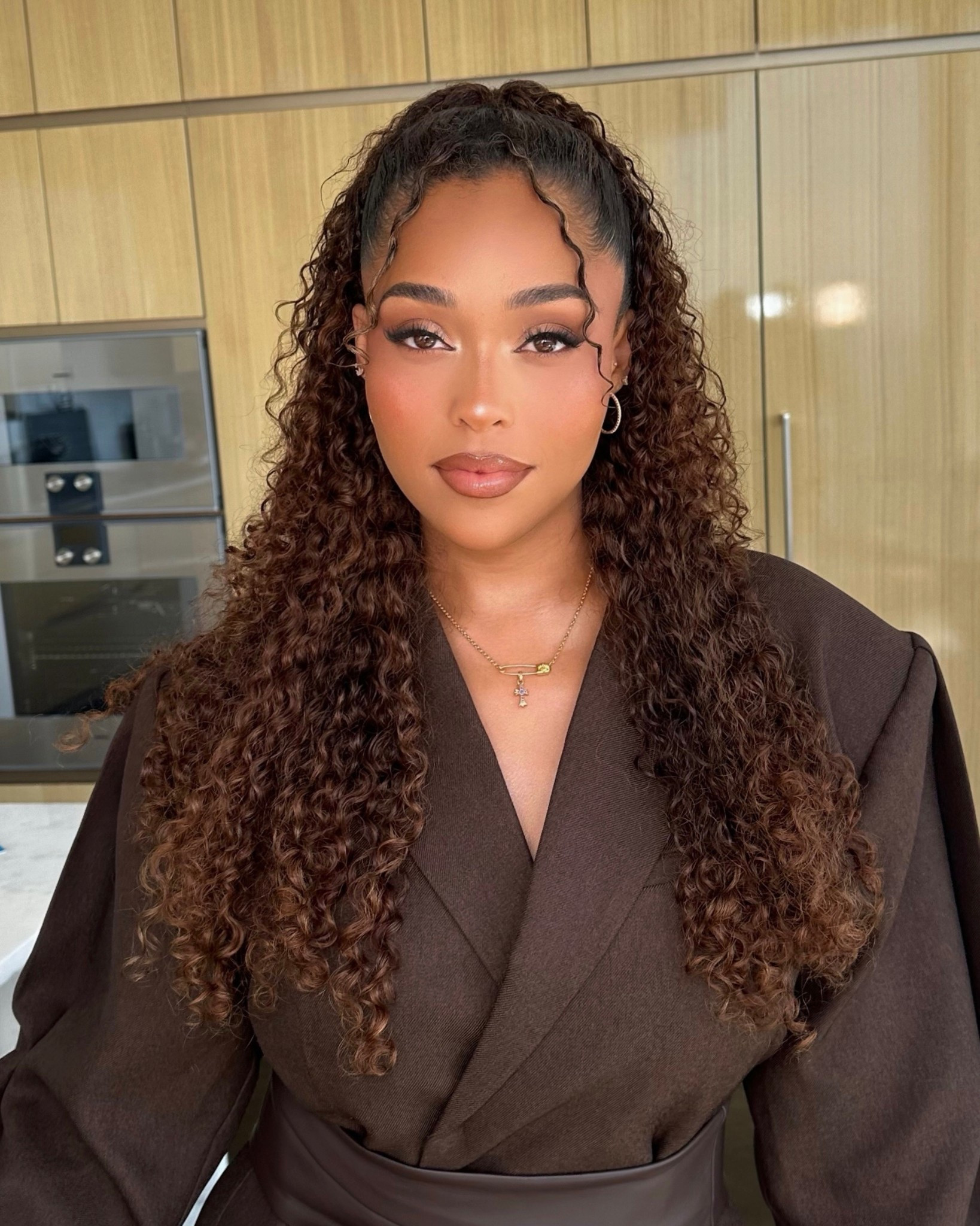 jordyn wood’s us open glam details 🤎

#LTKParties #LTKBeauty #LTKSeasonal