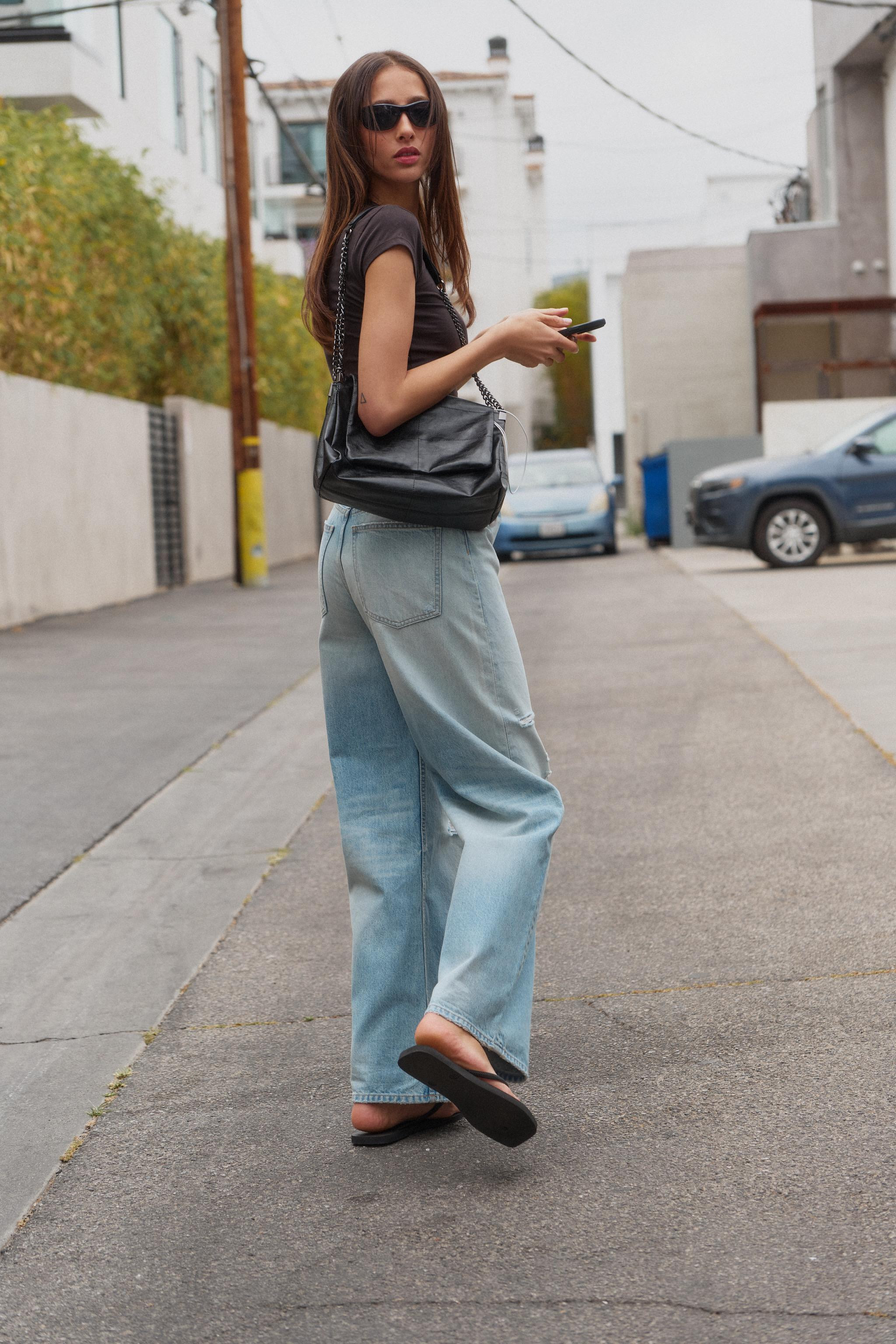 TRF EXTRA WIDE-LEG HIGH-WAIST RIPPED JEANS | Zara UK