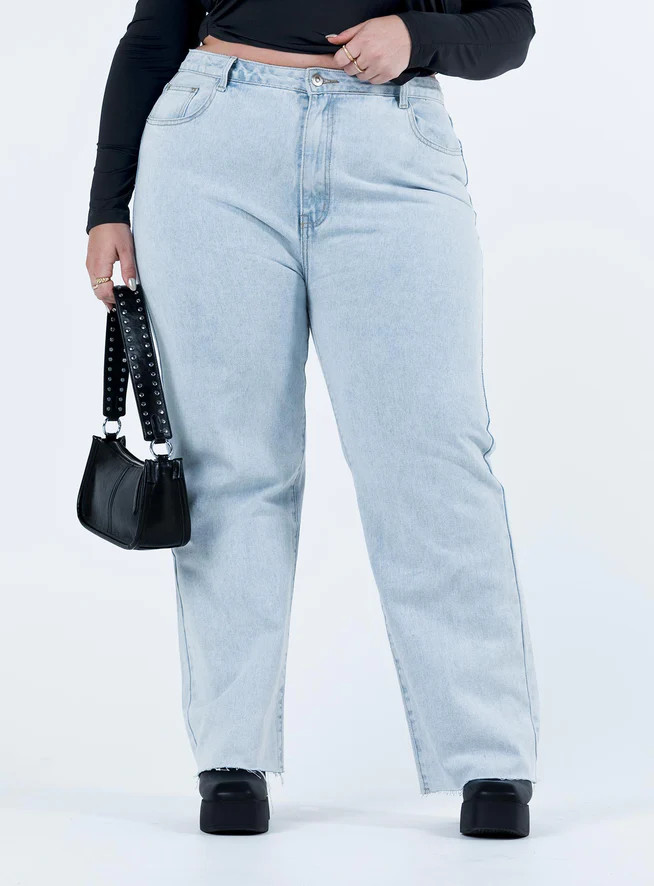 Queenstown Straight Leg Jeans Light Wash Denim Curve | Princess Polly US