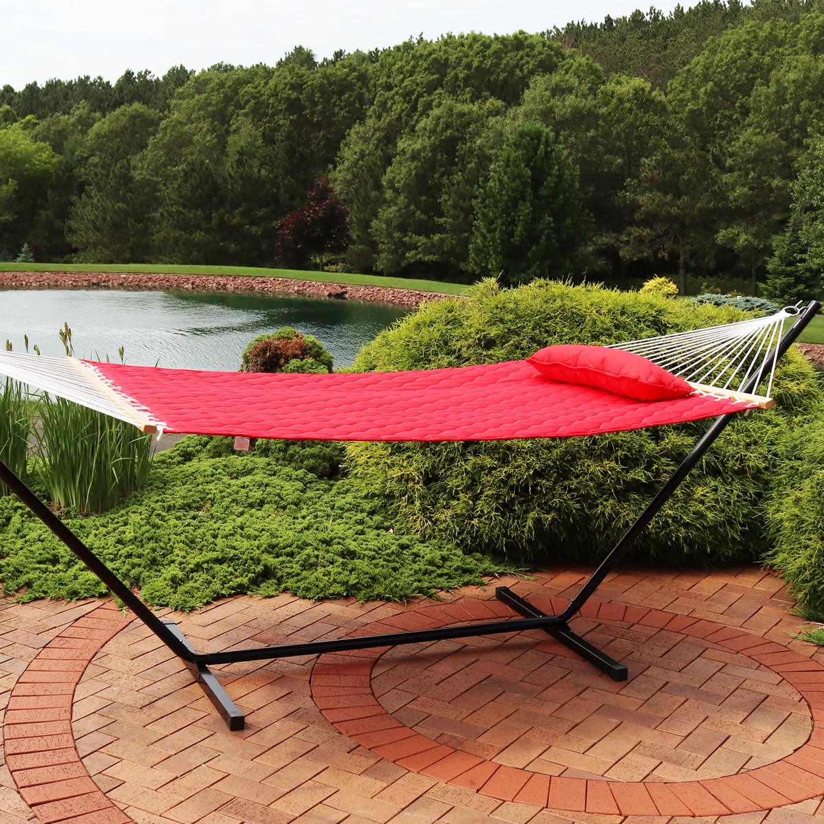 Sitz 2-Person Quilted Polyester Spreader Bar Hammock with Pillow | Wayfair North America