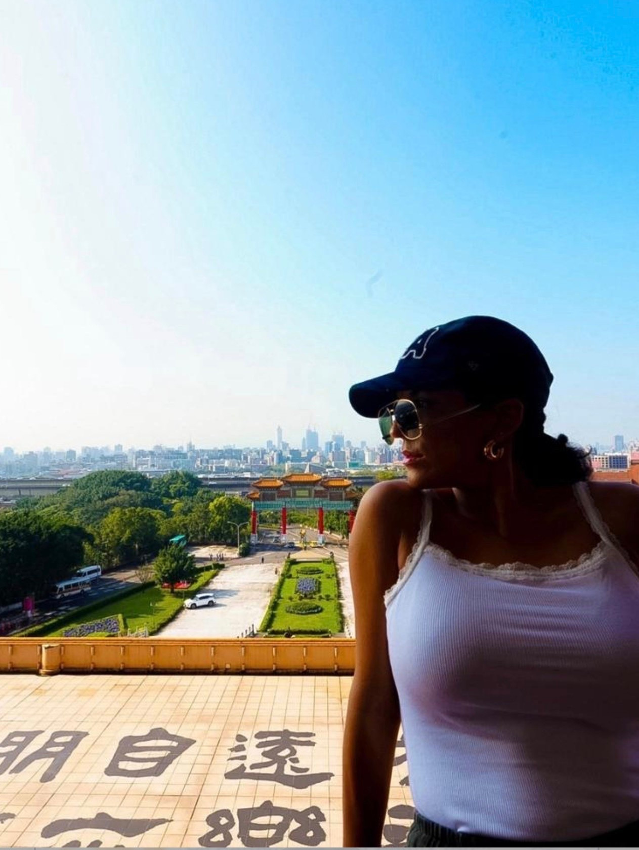 Simple travel-day style with a view ✈️🤍 A classic white tank, baseball cap, and oversized sunnies always make an effortless combo.

#TravelStyle #CasualChic #EverydayStyle

#LTKdayinmylife #LTKstorytime #LTKTravel