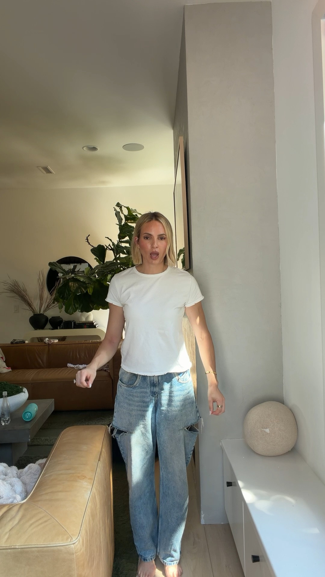 I’m wearing a small and the T-shirt. I believe this exact one is sold out but I linked a couple other ones that look very similar. I love Zara tees. Jeans run tts ￼

#LTKOver40 #LTKootd #LTKTall