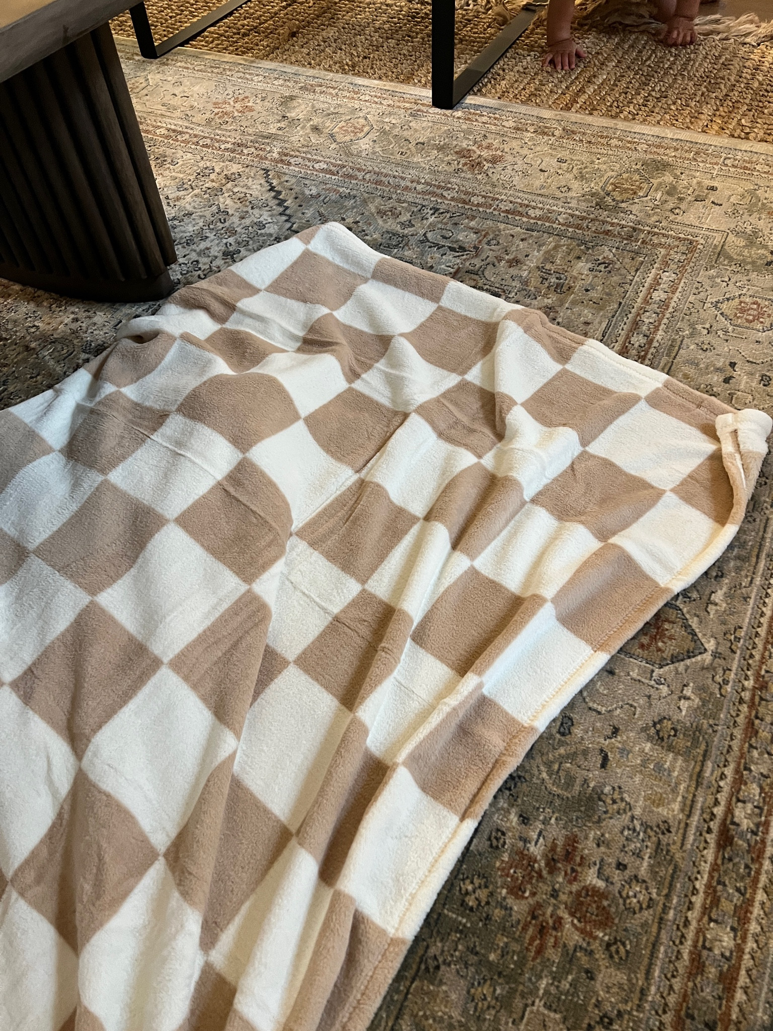 Cutest checkboard throw blanket for $10! 

#LTKFind #LTKBacktoSchool #LTKSale