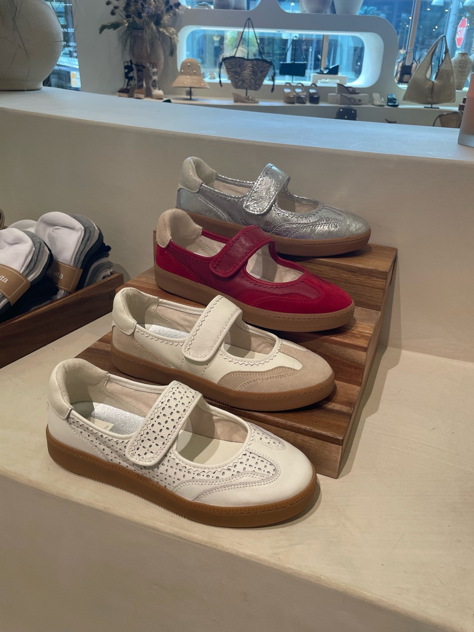 Cute sneaker flats for moms on the go!

#LTKmomlife