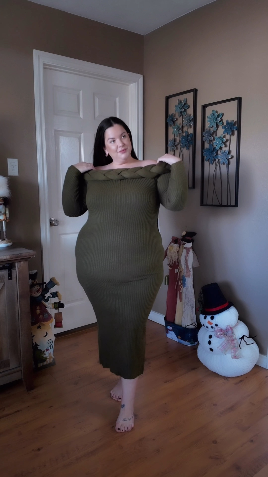 this sweater dress is not only perfect for a holiday party but it’s also on SALE! 

#LTKSaleAlert #LTKHoliday #LTKPlusSize