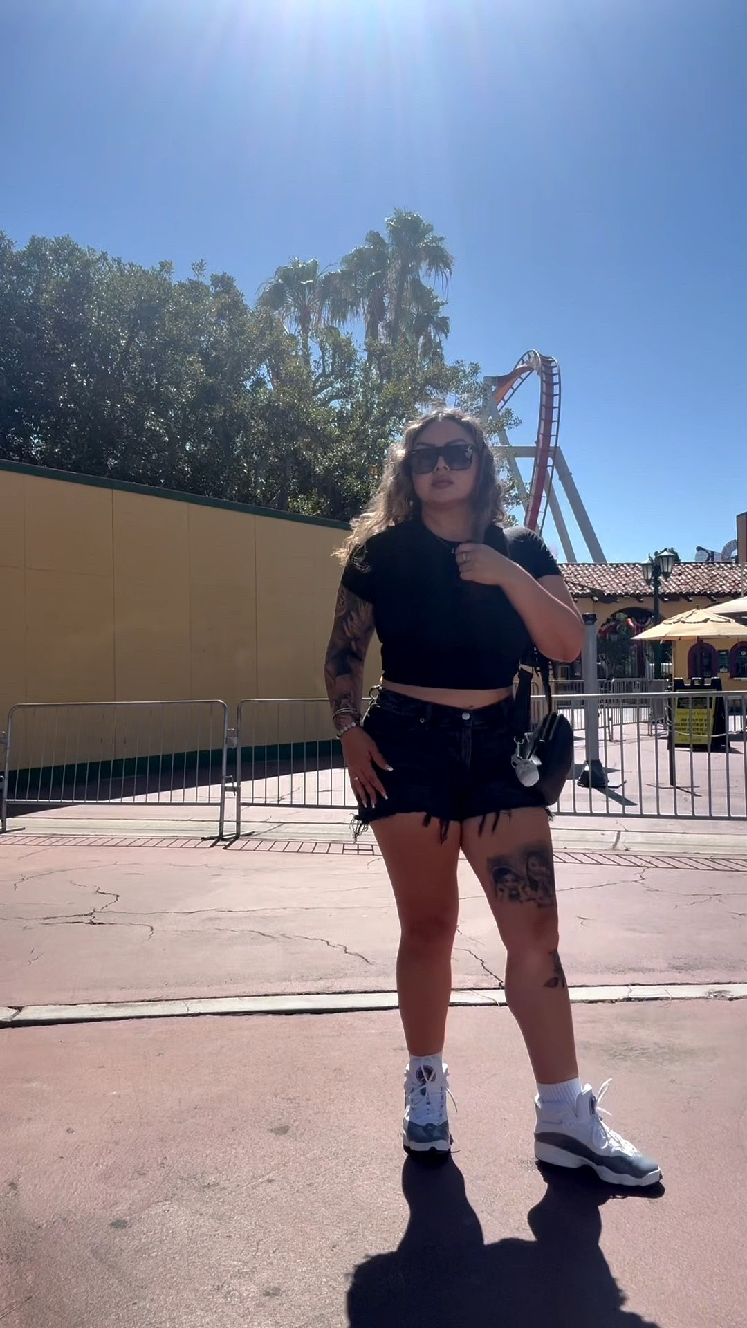 I got shy in public 🙈
Top @skims 
Shorts @americaneagle 
Shoes @jordanclassic 
Sunglasses @quayaustralia

#LTKdayinmylife #LTKmomlife #LTKootd
