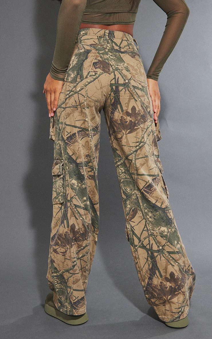 Camo Detailed Print Wide Leg Jeans | PrettyLittleThing CAN