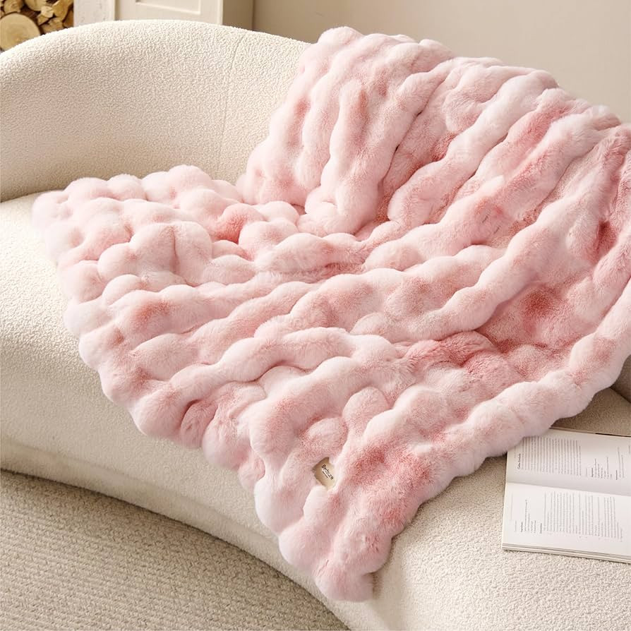 Bedsure GentleSoft Fluffy Fuzzy Cute Pink Blanket Teen Girls Gifts, Soft Cozy Faux Fur Throw Blan... | Amazon (US)