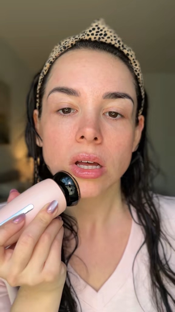 I always wondered if at-home microcurrent devices actually worked… until I tried this. The little muscle twitches you see are the device stimulating facial muscles — the same concept used in professional treatments.

The INIA Flare combines red light, EMS microcurrent, and thermal energy to help tone, lift, and support collagen production over time.

The immediate glow is nice… but the sculpted look in my jawline is what sold me.

Skincare that works below the surface just hits different.