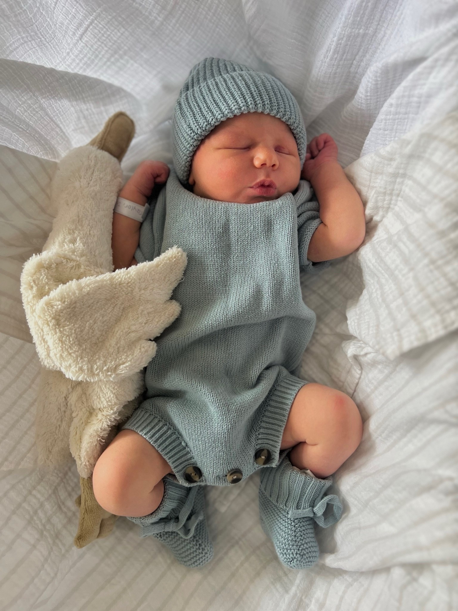 Baby boy announcement photo outfit 🩵🫧🧸