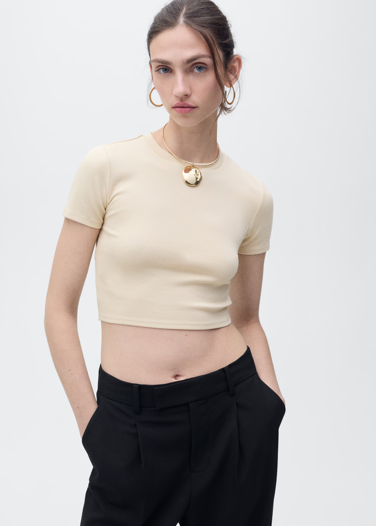 Fitted cropped t-shirt - Women | MANGO Canada | Mango Canada