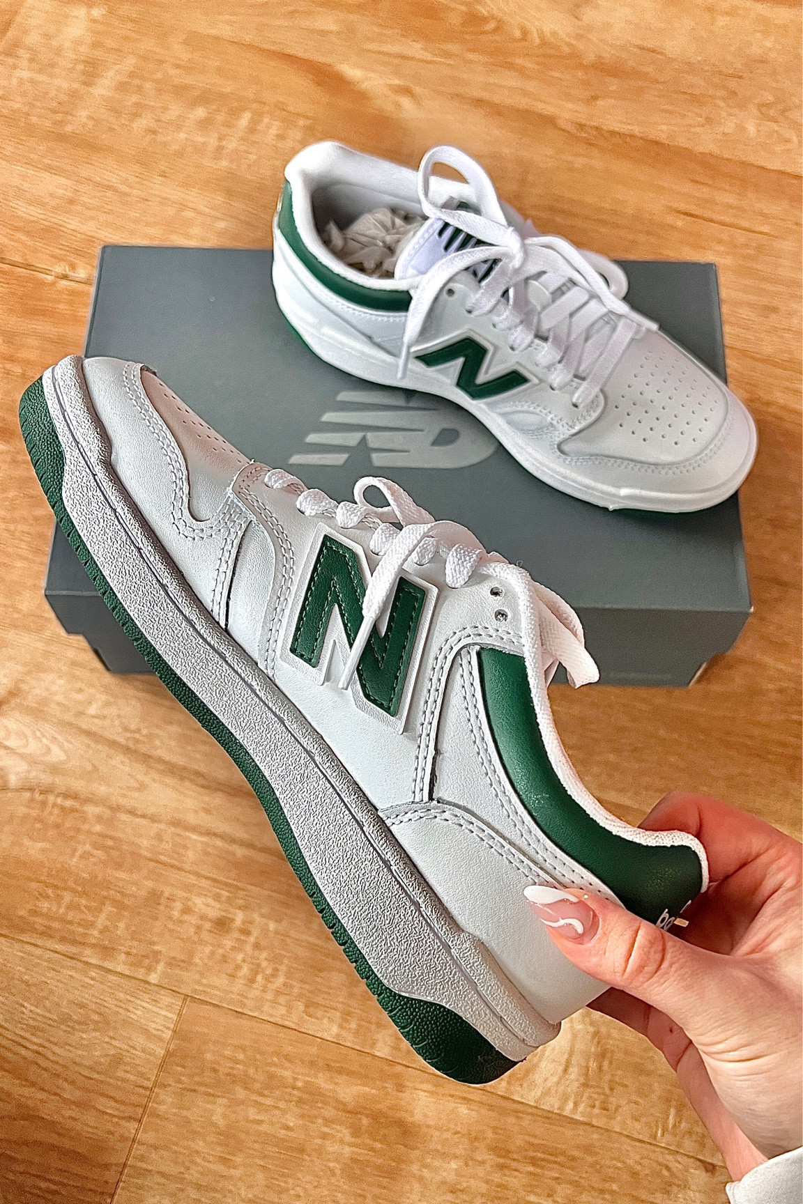 Freshen up your sneaker game with New Balance 480 white green shoes

Step up your style with the sleek and comfortable New Balance 480 white green shoes. These classic sneakers feature a breathable mesh upper with stylish green accents and a durable rubber outsole for reliable traction. Perfect for any casual occasion, these shoes will add a pop of color to your wardrobe while keeping your feet comfortable all day long. Shop now and step out in style!

#LTKSeasonal #LTKshoecrush #LTKfit