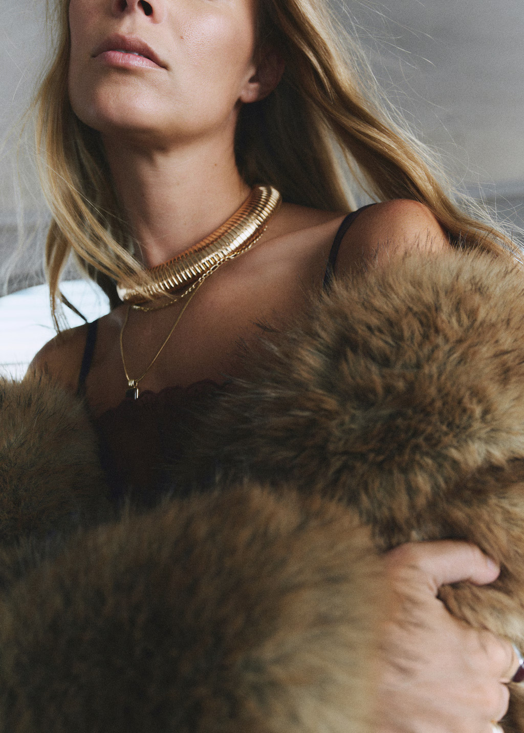 Metal choker collar - Women | MANGO USA | Mango (US/MX/AU)