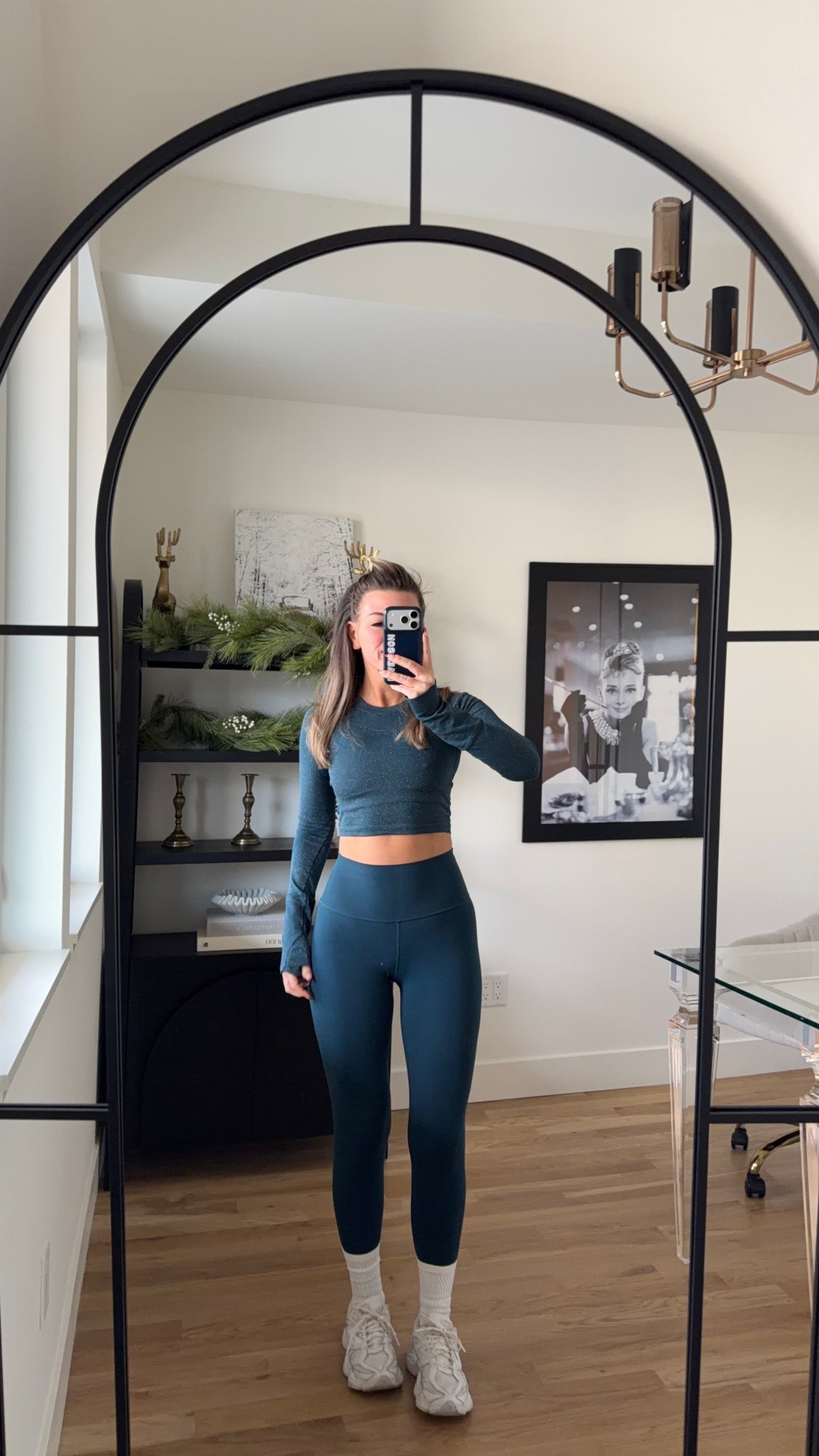 Teal long sleeve workout top with sports bra leggings and sneaks

I size up to a 4 in lululemon 

Fitness
Active
Hiking
Running
Gym 
Workout
Activewear


#LTKActive #LTKmorningroutine #LTKfitnessgoals