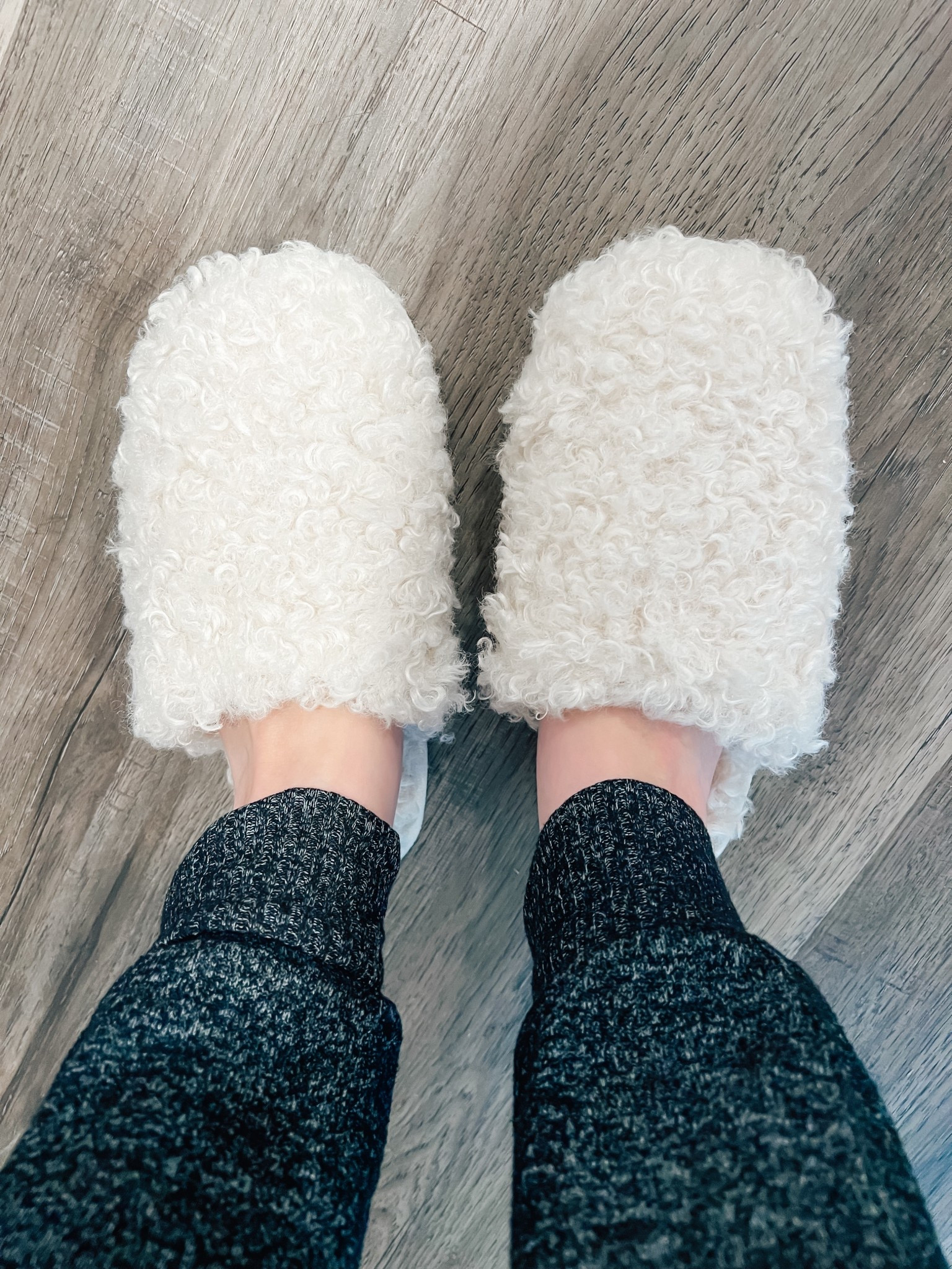 My favorite cozy slippers from Amazon!!! I got my normal size 6 and they fit great! 

Amazon slippers, amazon finds 

#LTKmomlife #LTKFindsUnder50 #LTKselfcare