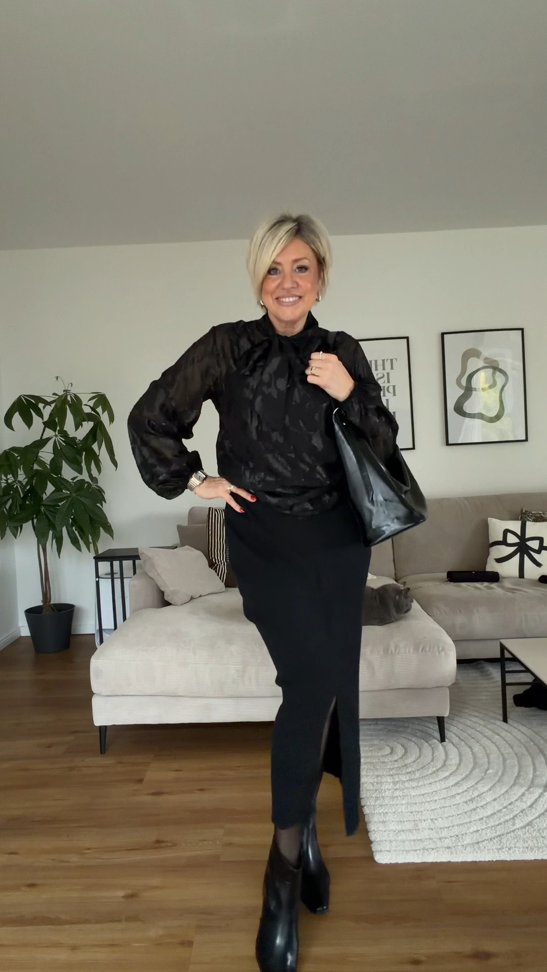 All black Look by Bonprix 🖤
Mein Code:
ula15dez
(Gültigkeit: 03.12.-einschl. 05.12; 15% auf Alles; einmalig einlösbar pro Kundin; gilt in DE App & Webshop)


#LTKü50 #LTKdeutschland #LTKfestive