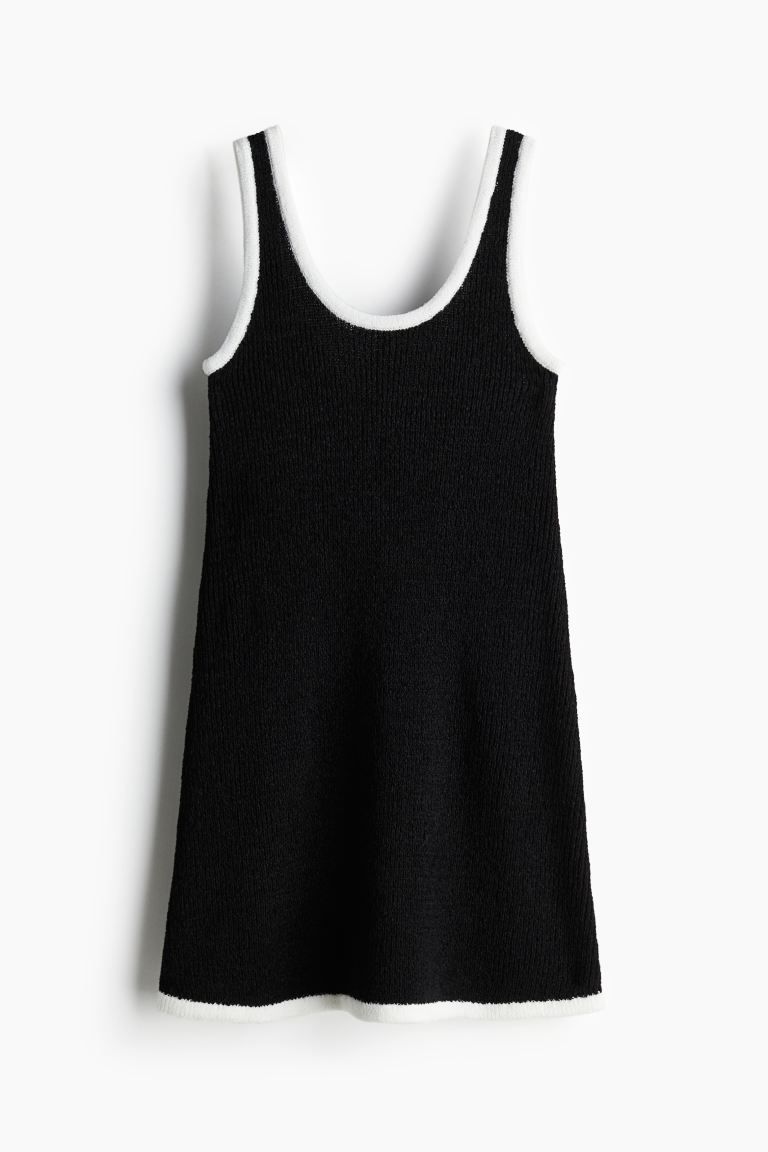 Fine-knit A-line Dress - Low-cut Neckline - Sleeveless - Black/cream - Ladies | H&M US | H&M (US + CA)