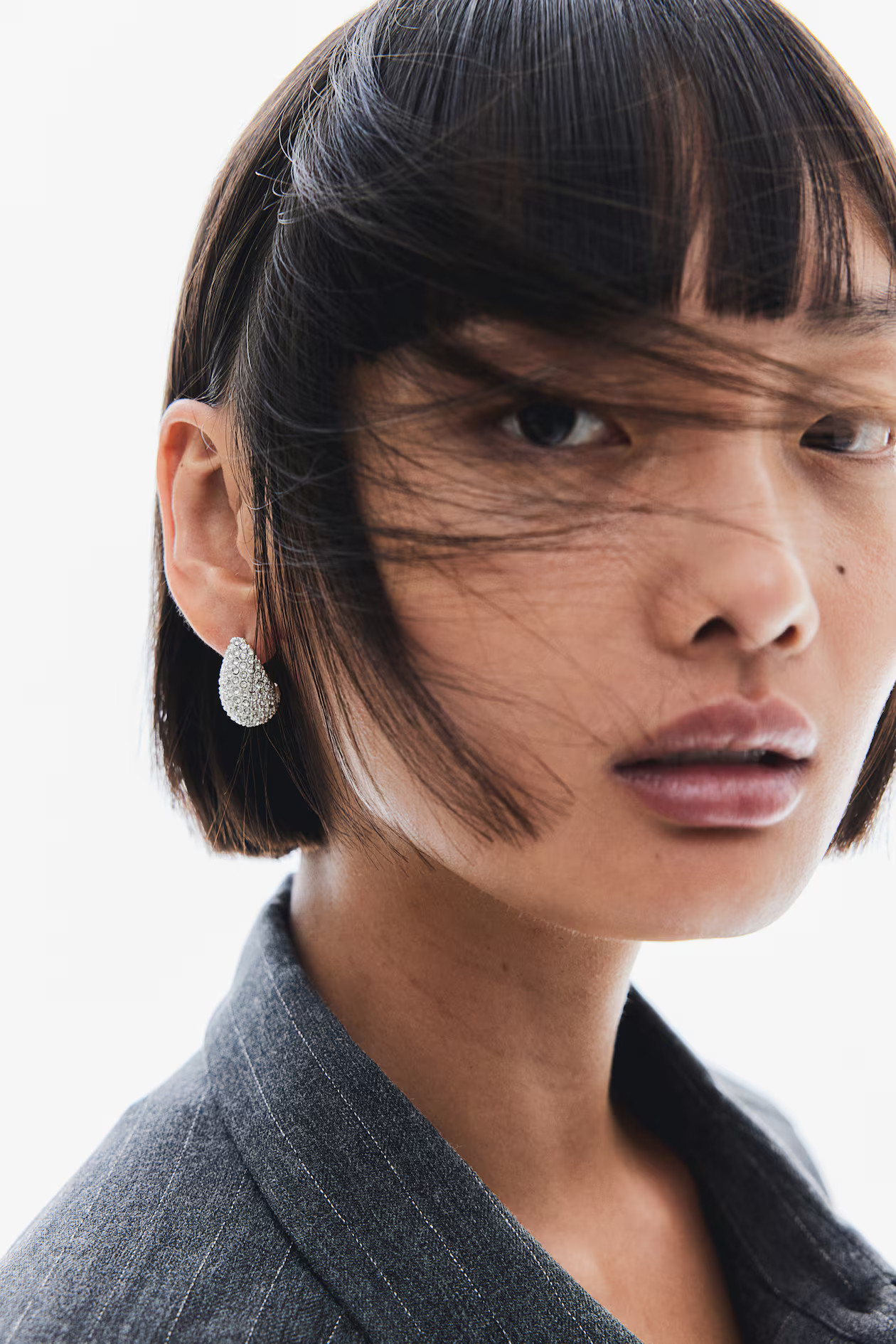 Rhinestone-Decorated Dome Earrings - Silver-colored - Ladies | H&M US | H&M (US + CA)