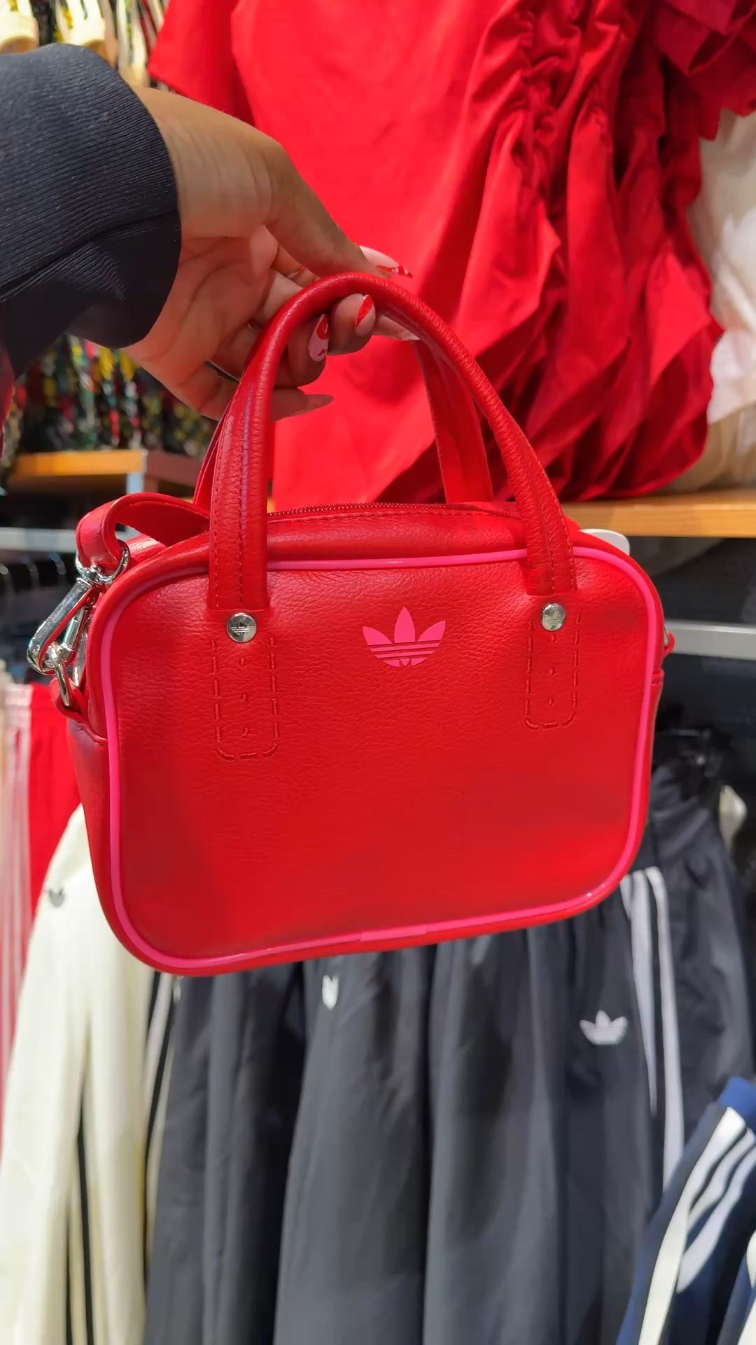 adidas finds we love, this mini bag comes in 4 colors and it’s on sale 😍😍 A compact bag you can carry two ways, with the top handle and shoulder strap.


#LTKFindsUnder50 #LTKSaleAlert #LTKTravel