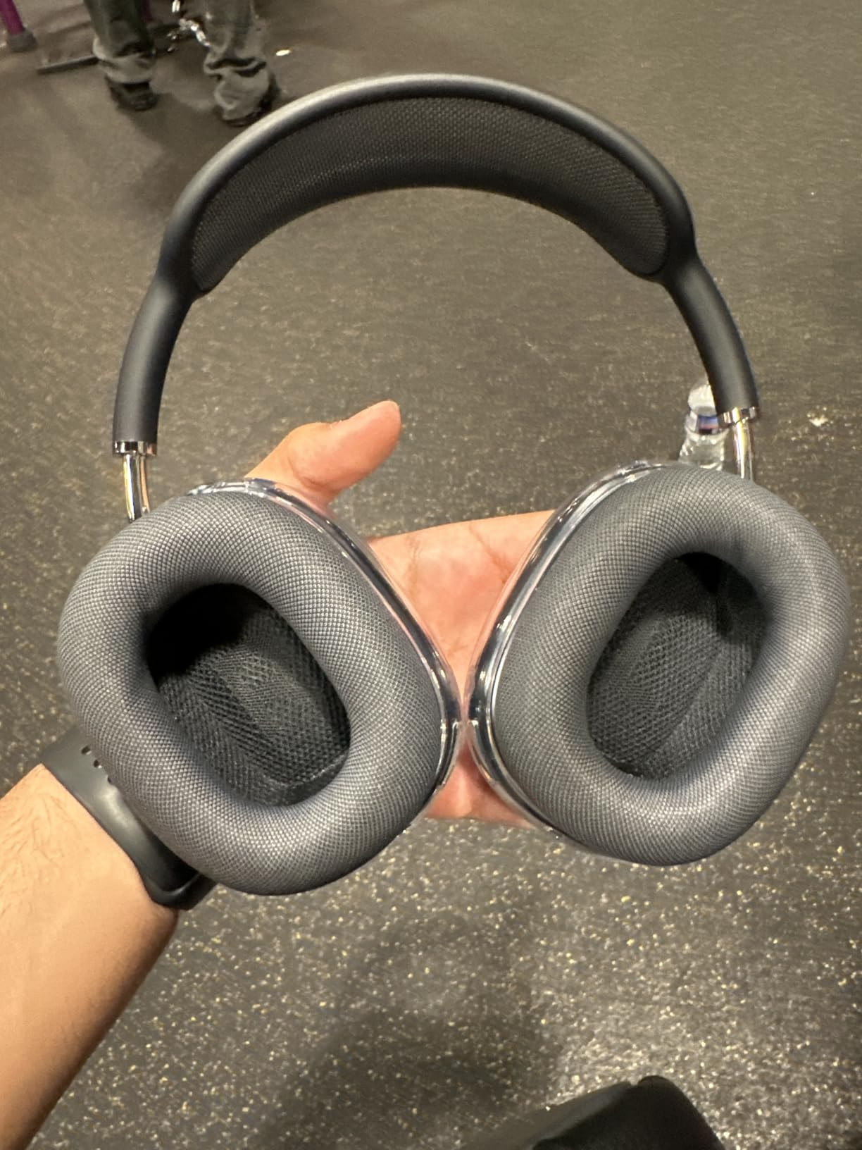 Apple AirPods Max Wireless Over-Ear Headphones, Pro-Level Active Noise Cancellation, Transparency... | Amazon (US)