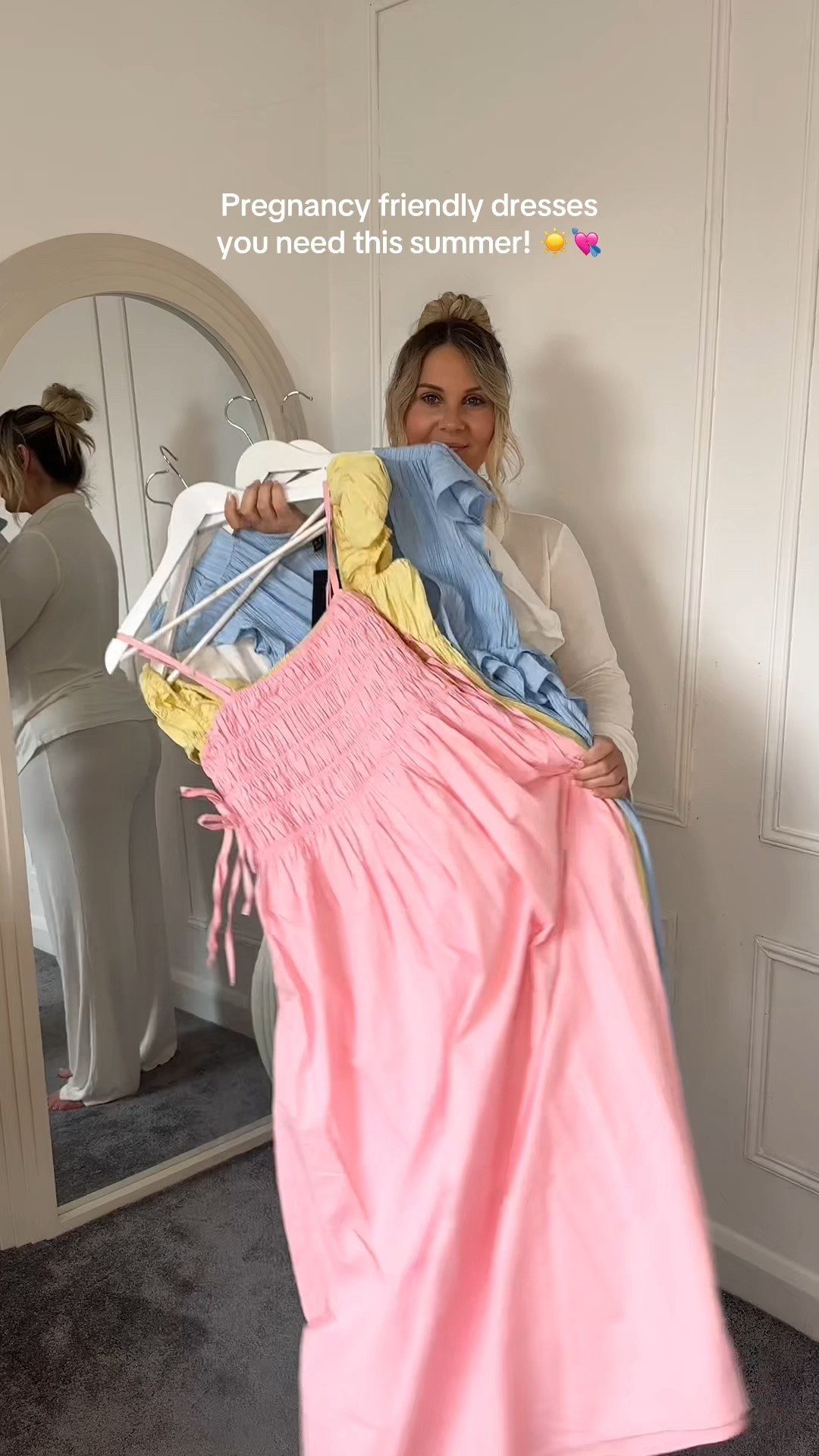 Non-maternity pregnancy friendly dresses you need in your summer wardrobe which you can wear PP too 🤍

I actually love them all I can’t choose a favourite 😅 let me know which is yours 👇🏼 

#pregnancydresses #summerpregnancy #pregnancyootd #pregnancystyle #pregnancyoutfits #pregnancyootd #maternityoutfits 

#LTKmaternity #LTKuk #LTKsummer