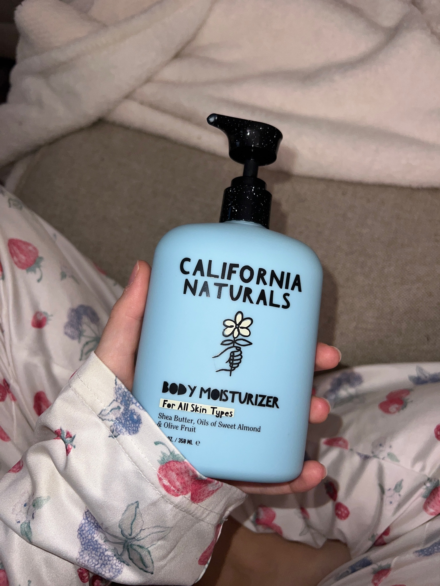 perfect gift for yourself or someone else. my favorite body moisturizer as of late 🤌🏼

#LTKHoliday #LTKfindsunder50 #LTKGiftGuide