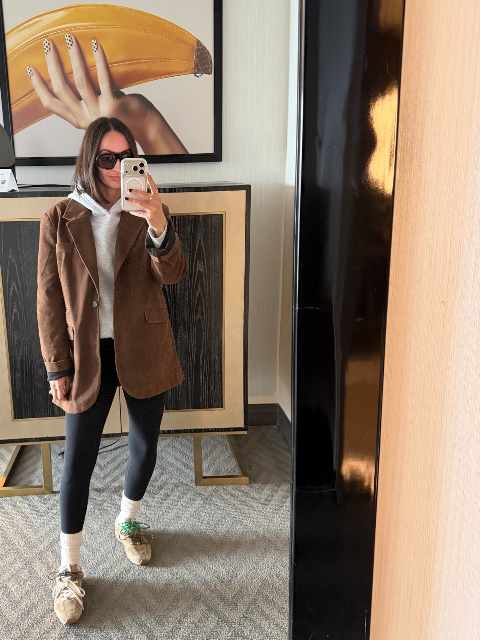 Love a good blazer & hoodie 🤎

#LTKootd #LTKOver40 #LTKmomlife