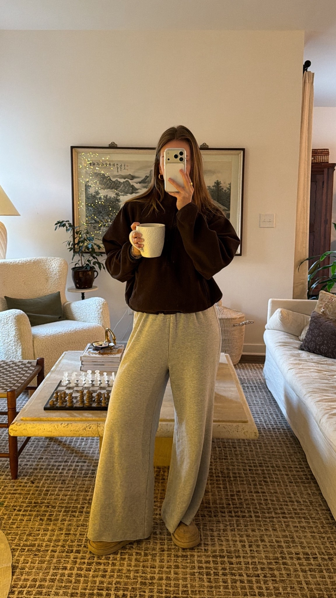 12/30/25 Cozy morning lounge outfit featuring my Aritzia fleece pullover and Aerie grey sweatpants. Comfortable, easy, and perfect for slow mornings at home.

#LTKmorningroutine #LTKootd