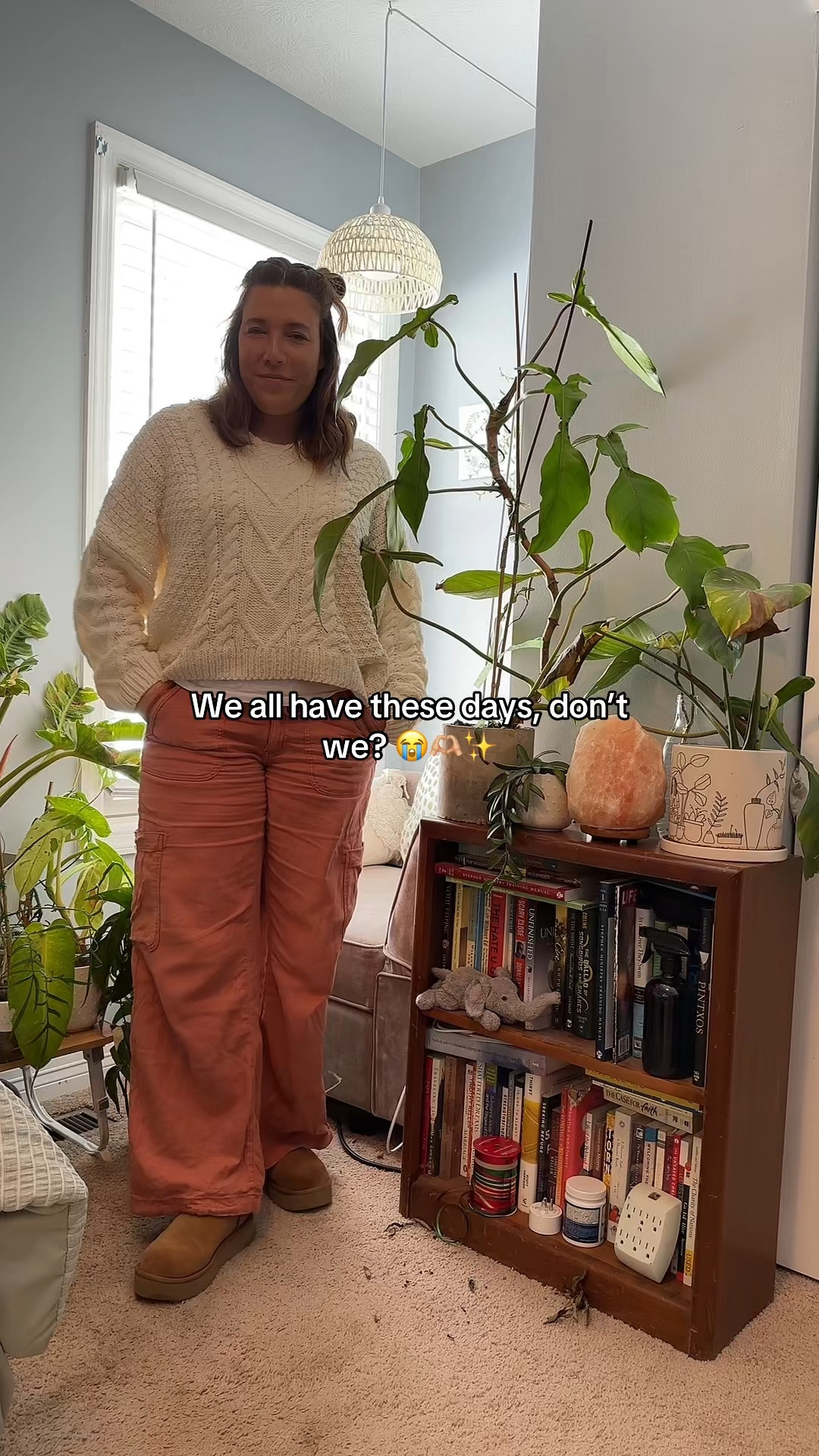 These are the perfect pair of pants from AE! They don’t have them anymore, but the corduroy version is amazing! I bought them as well! 🤍

#LTKStyleTip #LTKBeauty #LTKGiftGuide