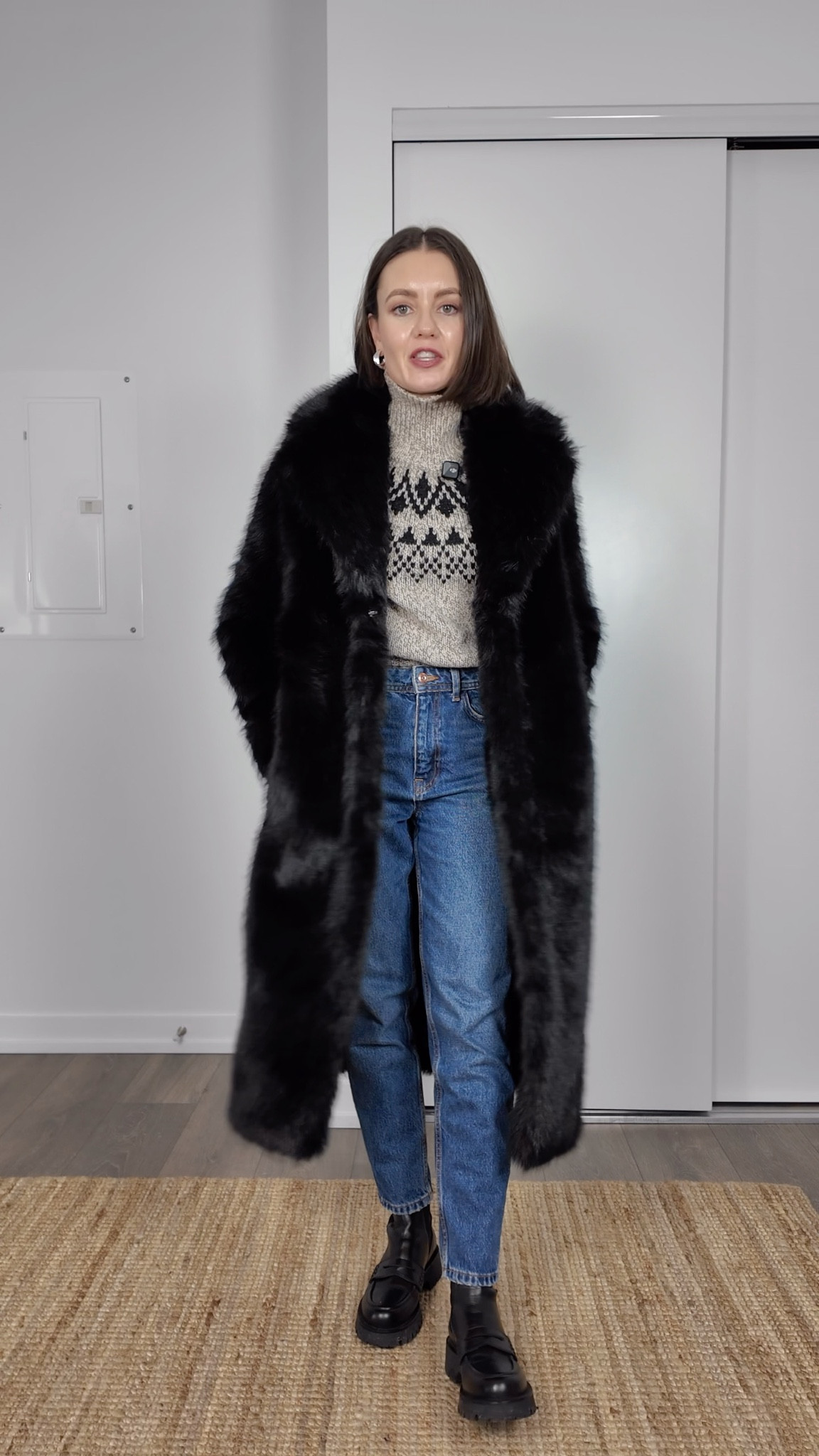 Wearing an XS in the long faux fur and a S in the short faux fur jackett

#LTKstorytime #LTKSeasonal #LTKHoliday