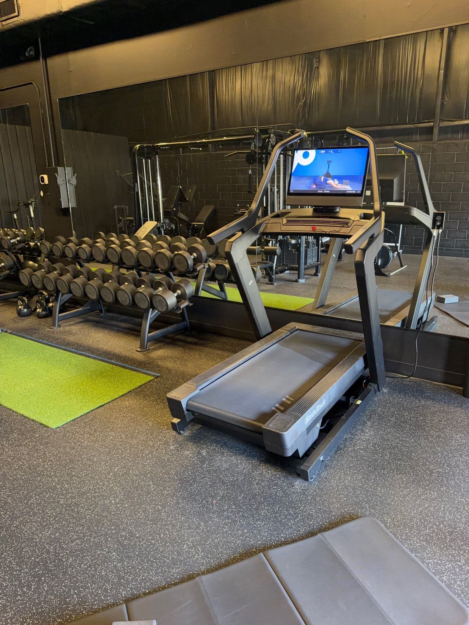 workout for today in my third trimester — pelvic floor / birth prep exercises and incline walking on our x24 @nordictrack treadmill!!! **iFit membership sold separately @NordicTrack #sponsored #ad #NordicTrack

Disclaimer - Please obtain permission from your physician or healthcare provider before beginning this or any exercise program. Do not exceed the exercise recommended by your physician or health care provider. You are responsible for your own safety and are participating in this fitness activity at your own risk. If you experience faintness, dizziness, pain, discomfort, bleeding, or shortness of breath, stop immediately and seek medical advice.