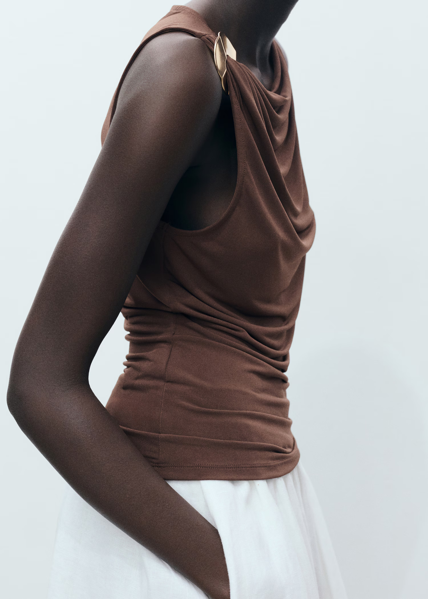 Fitted top with metallic detail - Women | MANGO United Kingdom | MANGO (UK)