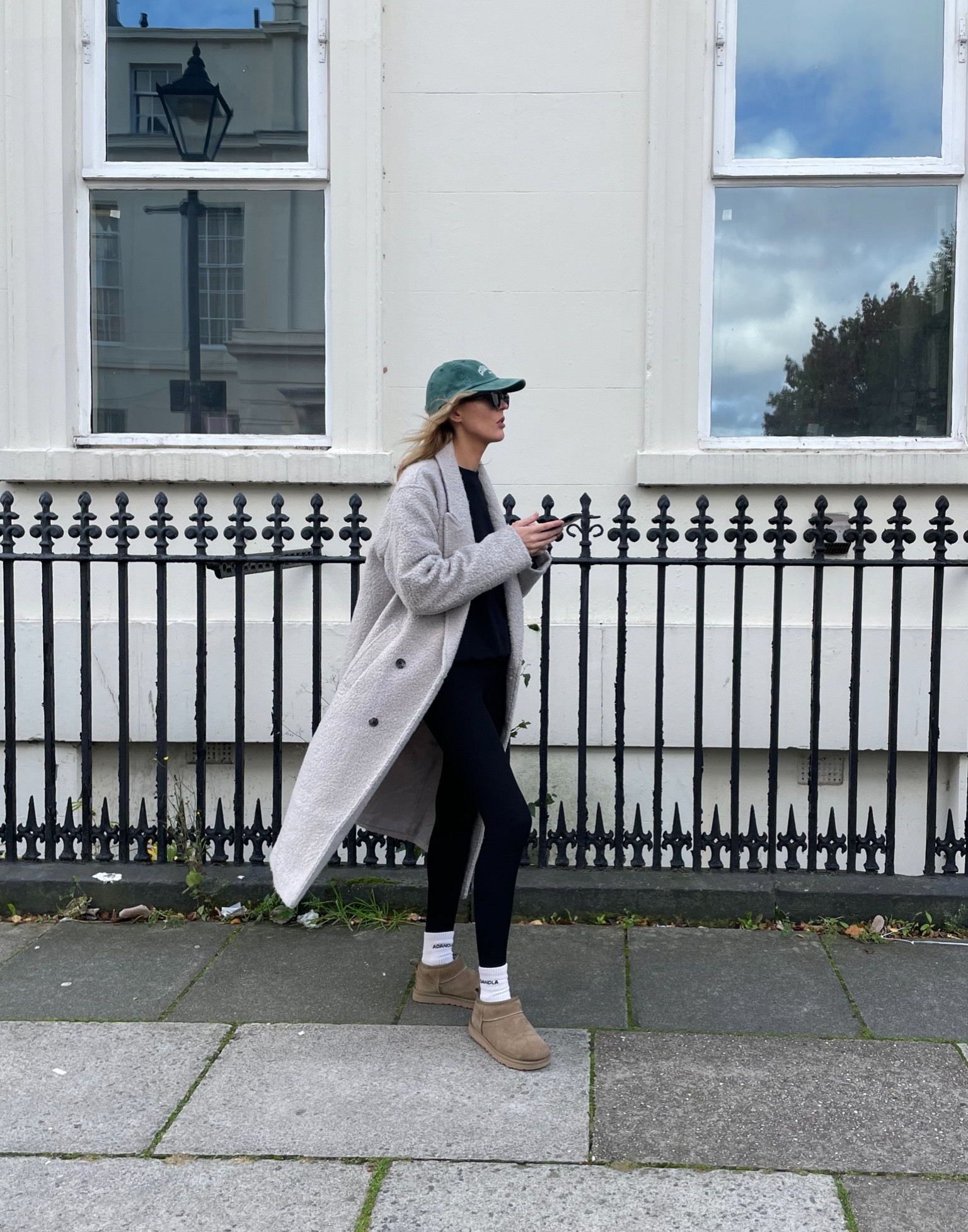 Shop my cosy winter look below. Full size range in the chestnut ultra mini Uggs 

#LTKeurope #LTKSeasonal #LTKstyletip