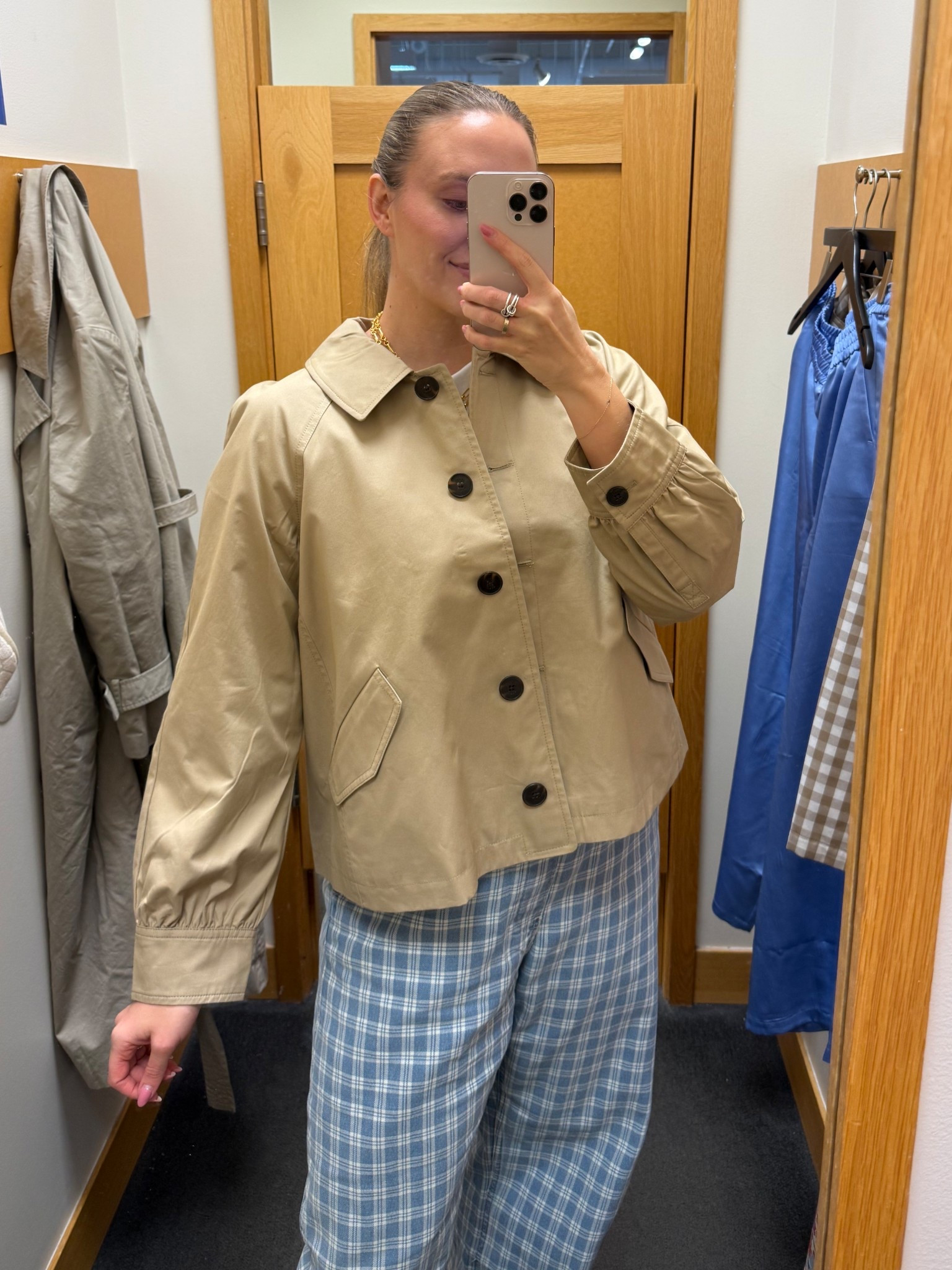 THE perfect cropped trench for spring - on major sale too! I love the puff sleeves 

#LTKSpringSale #LTKSaleAlert #LTKootd