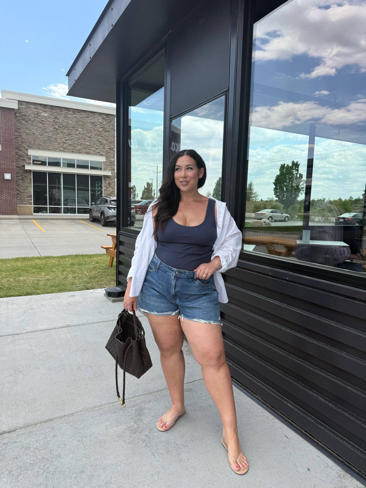 Sized up in shorts size 34 


#LTKMidsize #LTKmomlife #LTKootd