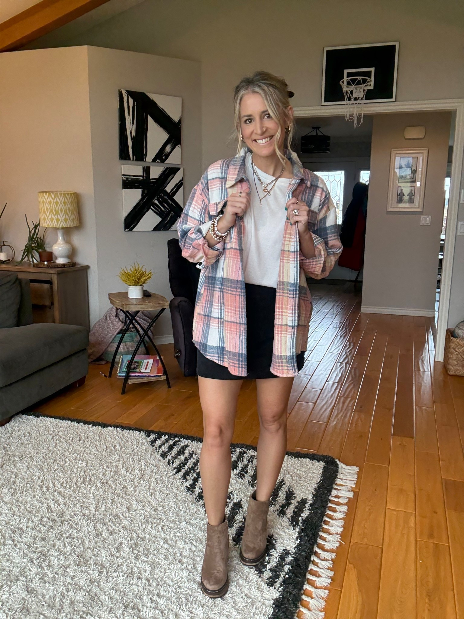 Combing casual and cute for this fall look!

#LTKStyleTip #LTKSeasonal #LTKWorkwear