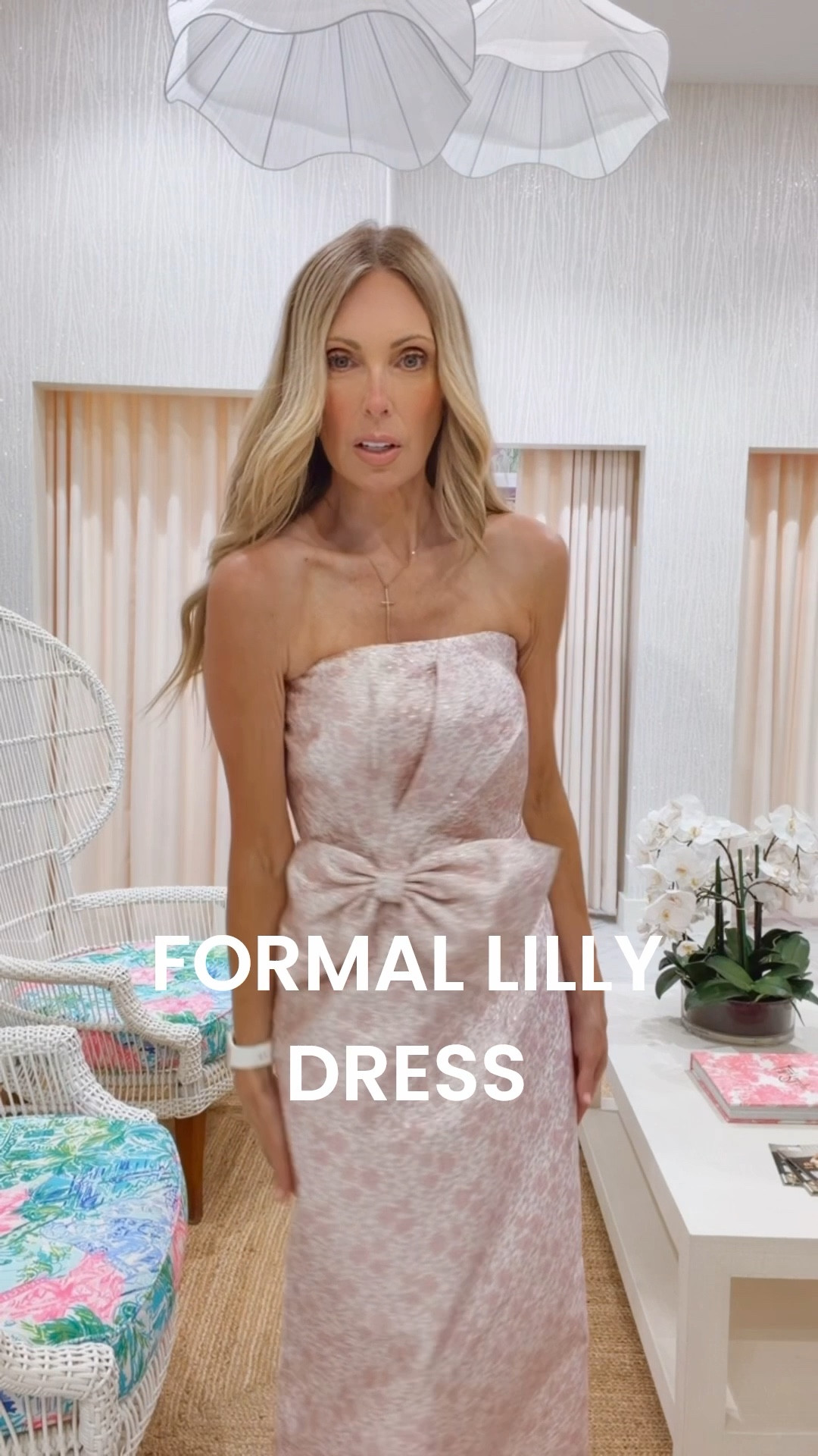 This dress is tailored so well and while the bow may be giving Marilyn Monroe, you could remove it or make it smaller. I'm wearing the 00 again because I had to go down a size. It runs large. 

#LTKootd #LTKmomlife #LTKdayinmylife