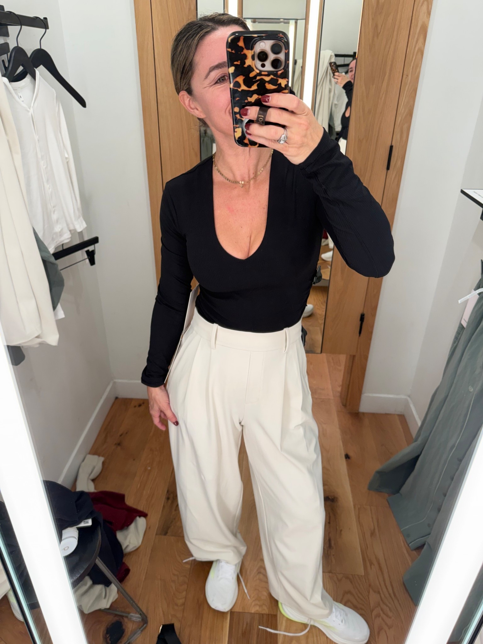 Lululemon, athleisure, workout wear, trouser pants, fitness

#LTKActive #LTKOver40 #LTKTravel