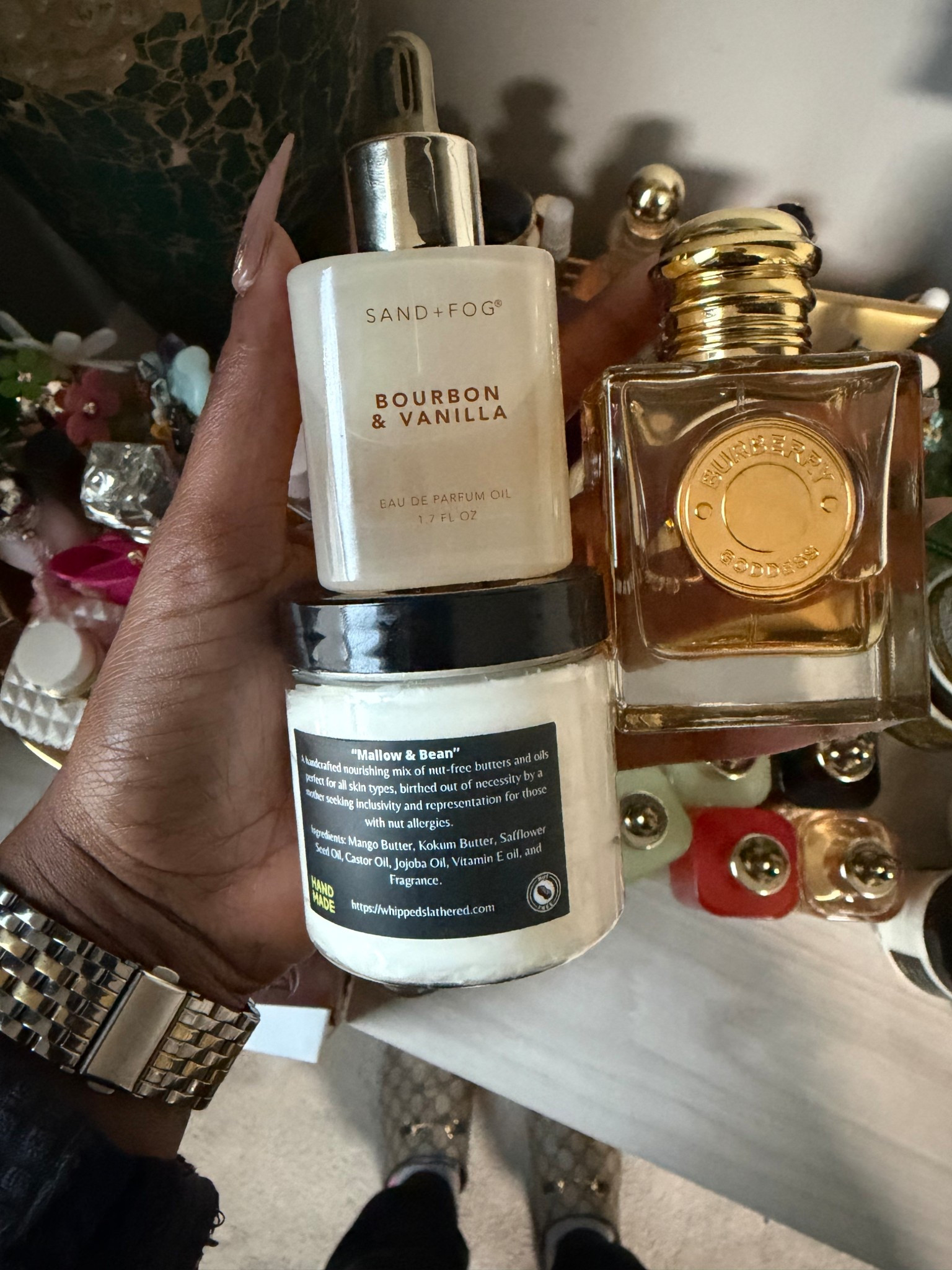 Current scent combo 🤍

Layering Slather Mallow & Bean Body Butter, Sand + Fog Bourbon Vanilla Oil, and Burberry Goddess for the dreamiest marshmallow vanilla scent.

Perfect if you love warm, cozy gourmand fragrances.



#LTKselfcare #LTKBeauty #LTKmorningroutine