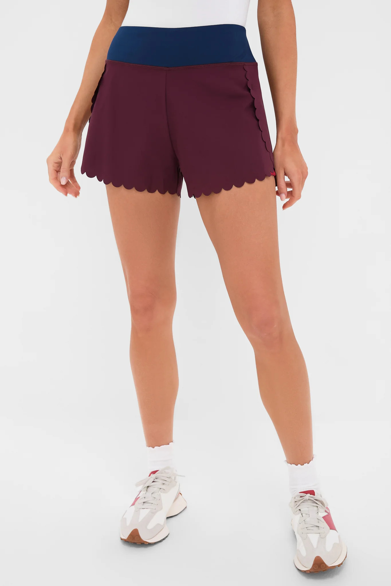 Winetasting Scallop Performance Jersey Marisa Short | Tuckernuck (US)