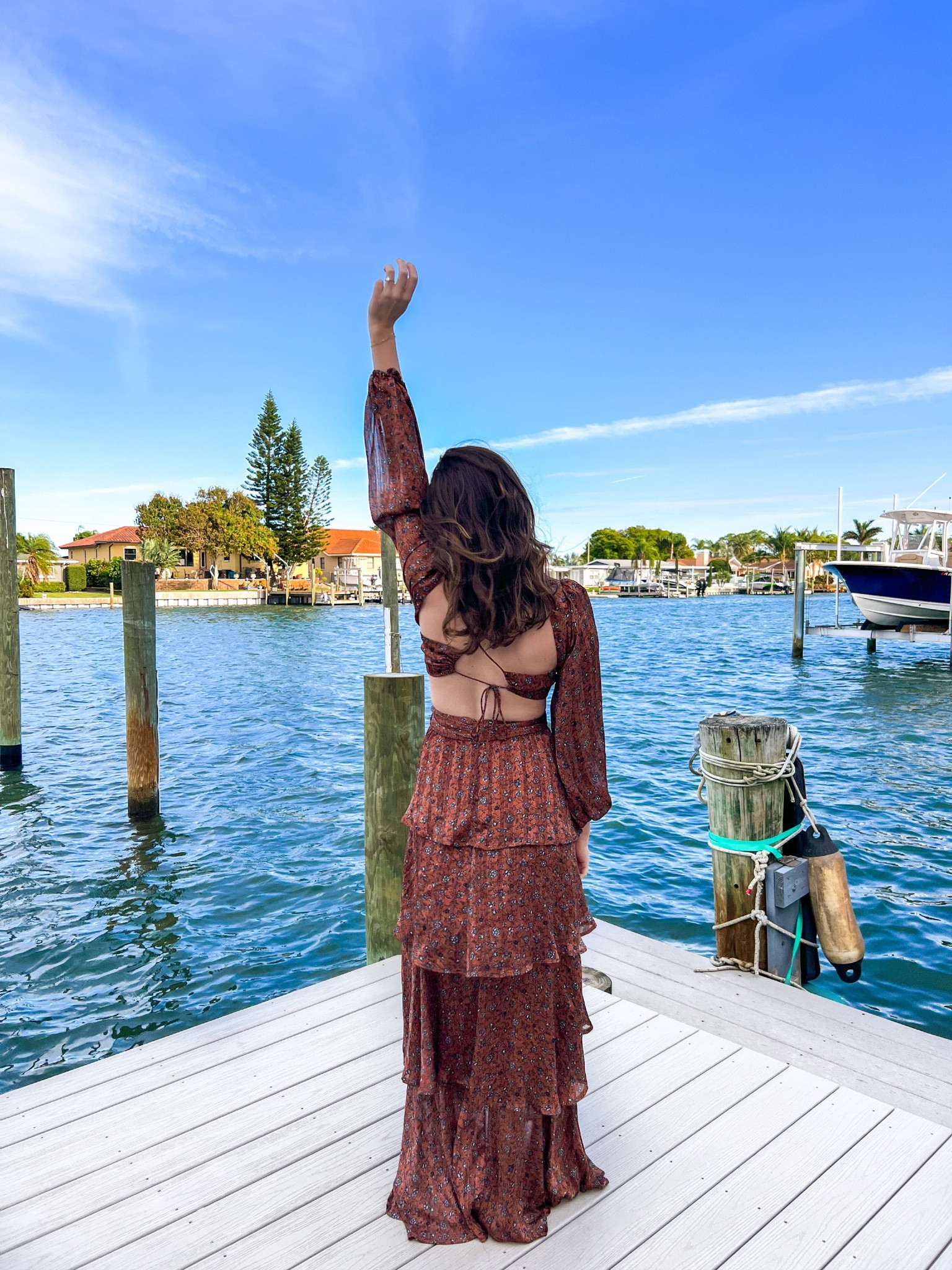 A moment for the back 👏🏼

Wearing an xs 

#LTKFind #LTKfit #LTKtravel