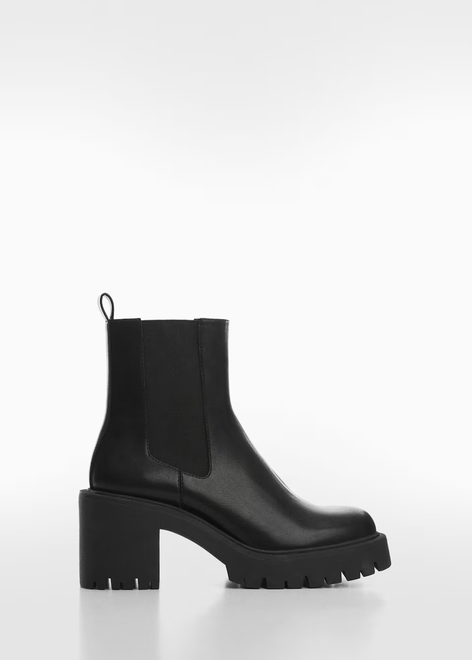 Track sole chelsea boots -  Women | Mango United Kingdom | MANGO (UK)
