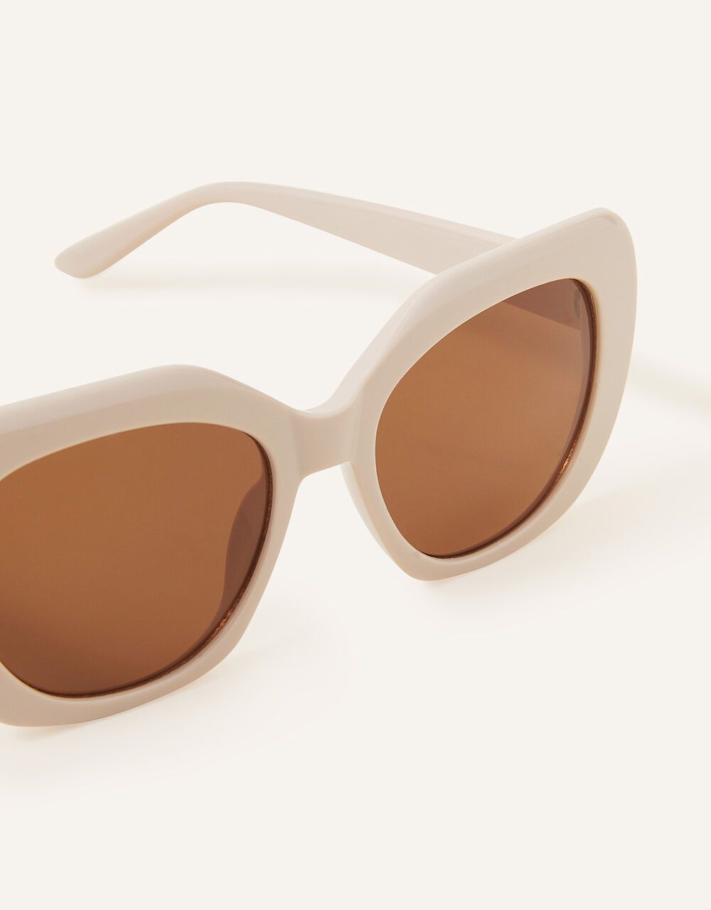Oversized Soft Cateye Sunglasses | Accessorize (Global)