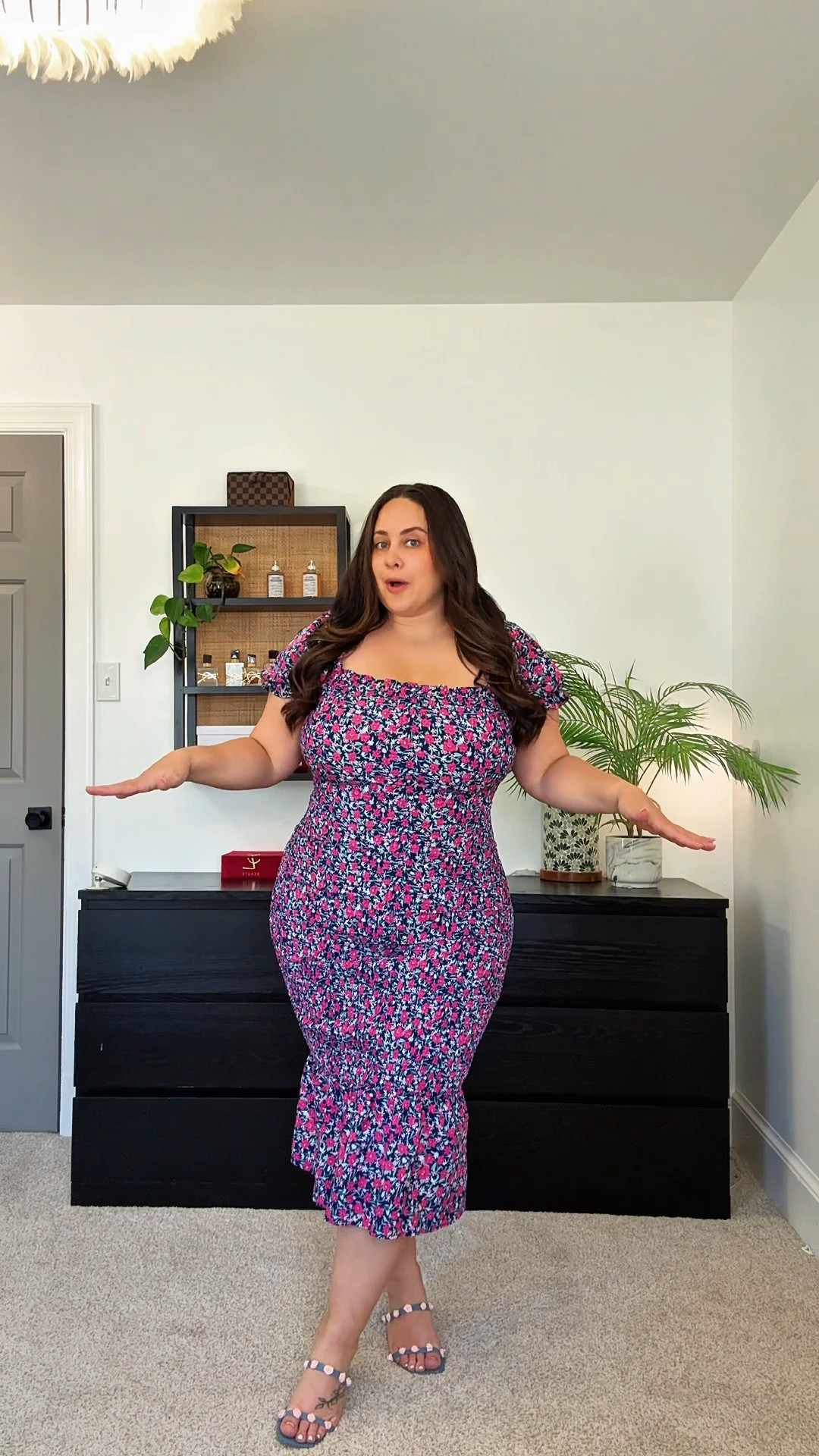 LAST MINUTE EASTER DRESS ON SALE UNDER $20! 

Dress shown in size XL 
Shapewear size XXL

Smocked / stretchy 

#LTKootd #LTKSaleAlert #LTKMidsize