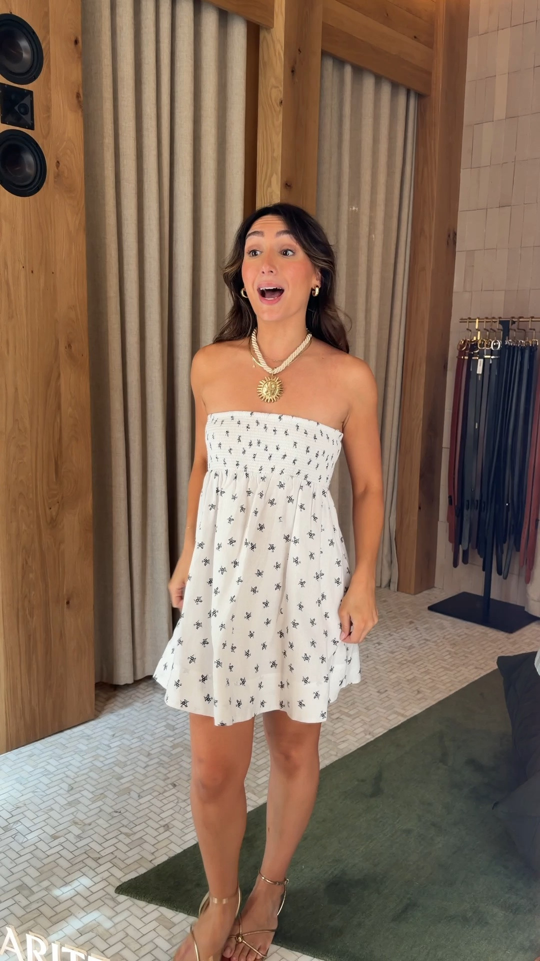 Wearing a s!

#LTKSeasonal #LTKootd